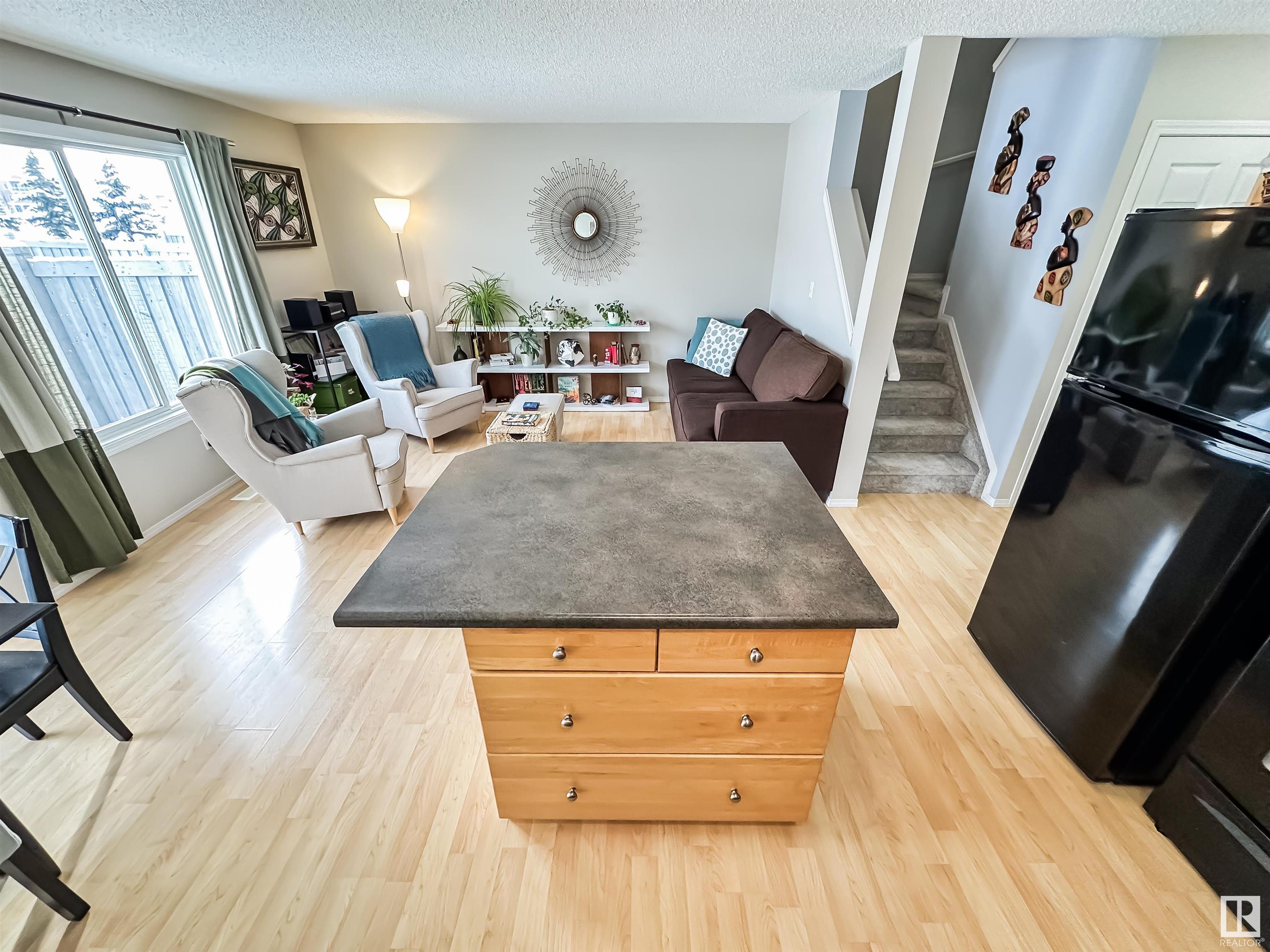      1643 MELROSE PL SW , Edmonton,  ,T6W 1X5 ;  Listing Number: MLS E4419941