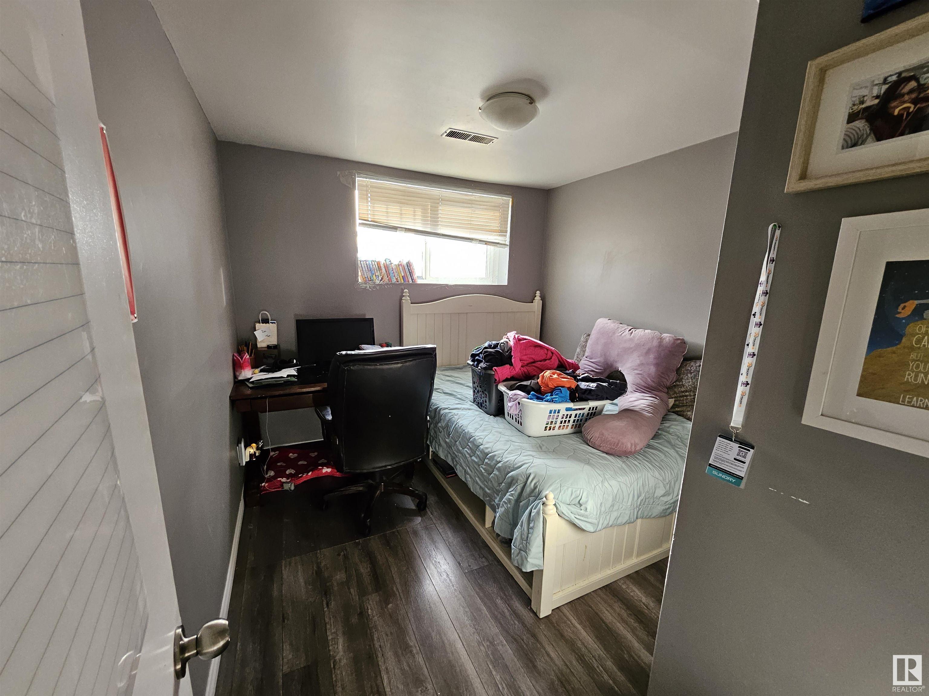      9504 128 AV NW , Edmonton,  ,T5E 0H6 ;  Listing Number: MLS E4419945