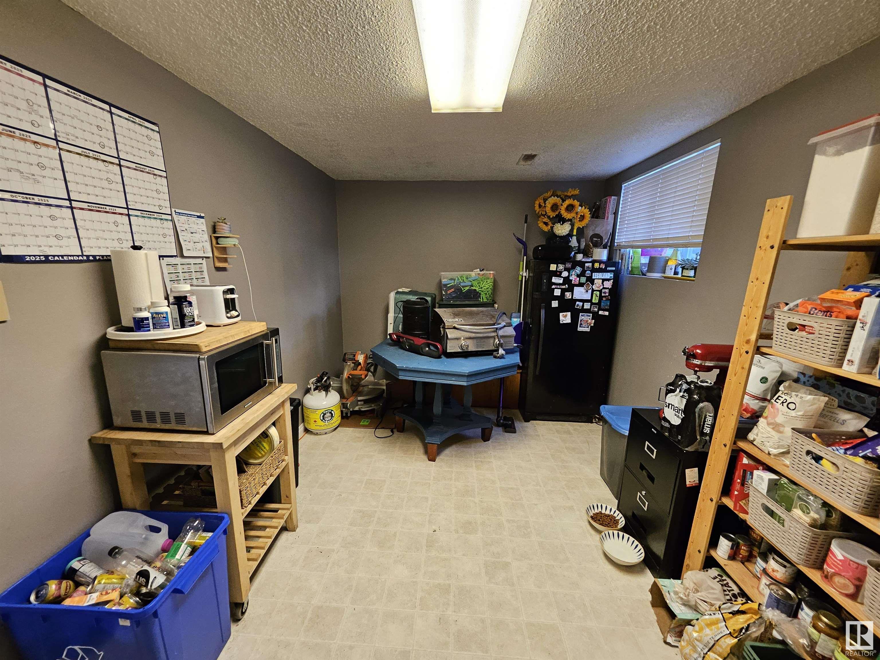      9504 128 AV NW , Edmonton,  ,T5E 0H6 ;  Listing Number: MLS E4419945