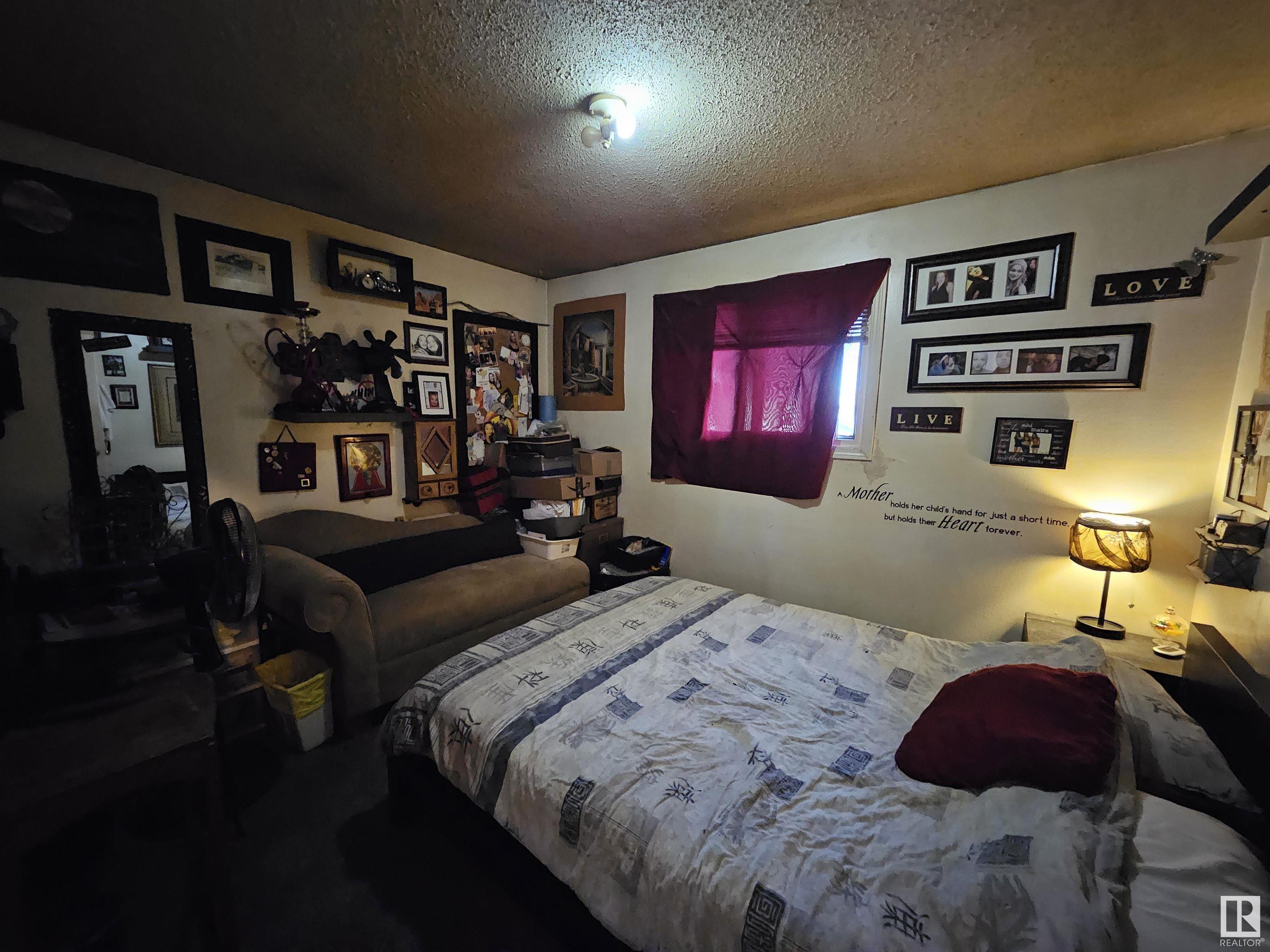      9504 128 AV NW , Edmonton,  ,T5E 0H6 ;  Listing Number: MLS E4419945