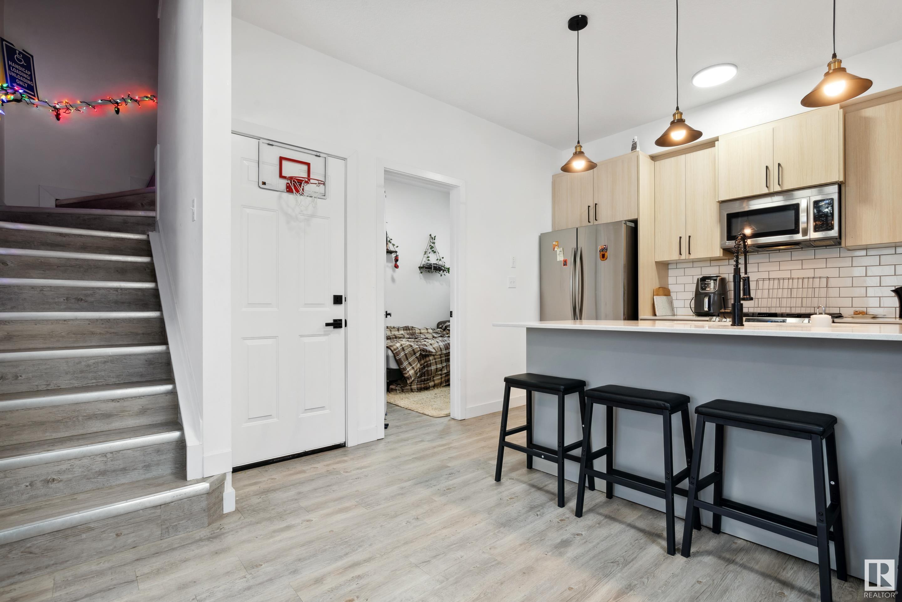      9537 106A AV NW , Edmonton,  ,T5H 0S9 ;  Listing Number: MLS E4419955