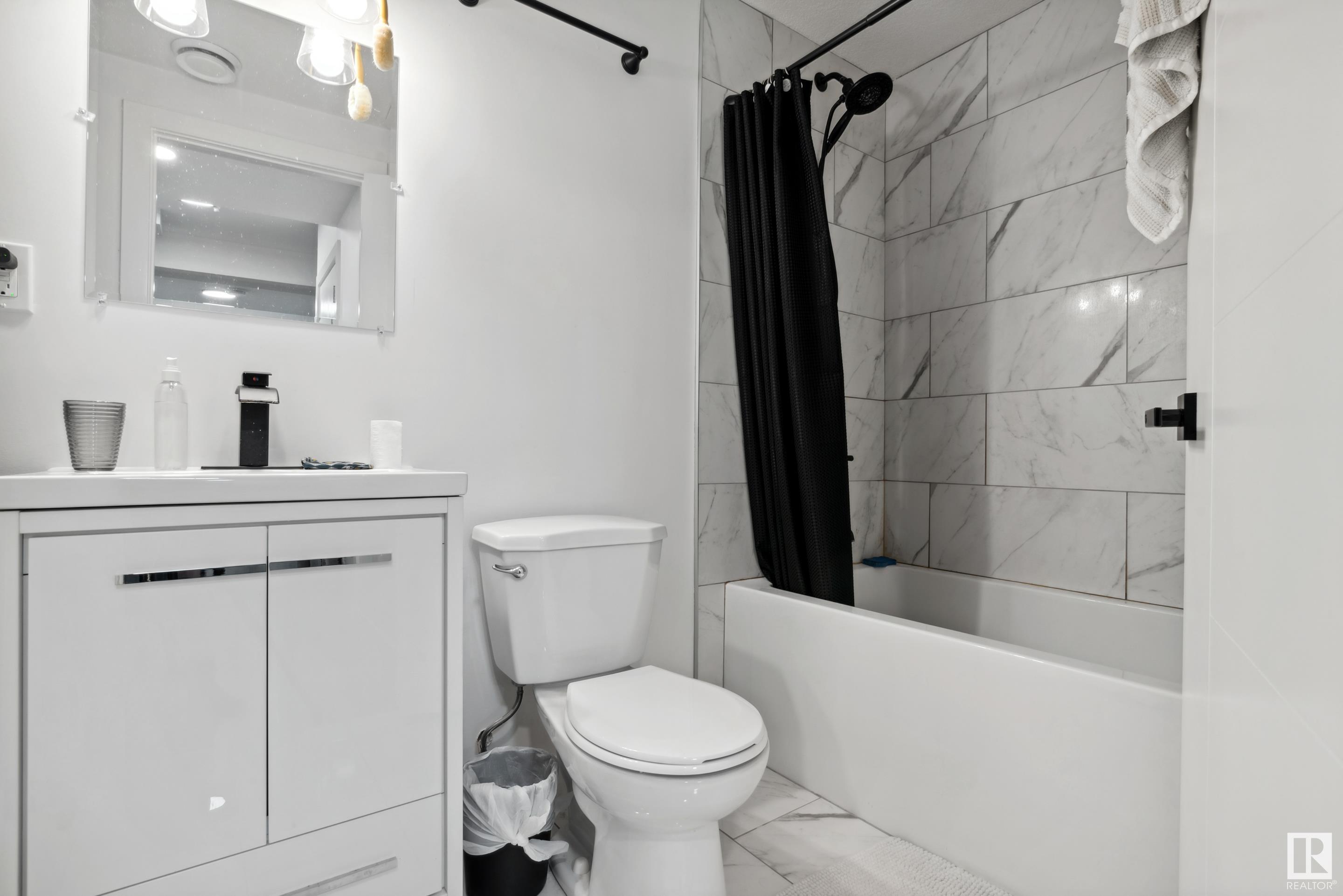      9537 106A AV NW , Edmonton,  ,T5H 0S9 ;  Listing Number: MLS E4419955
