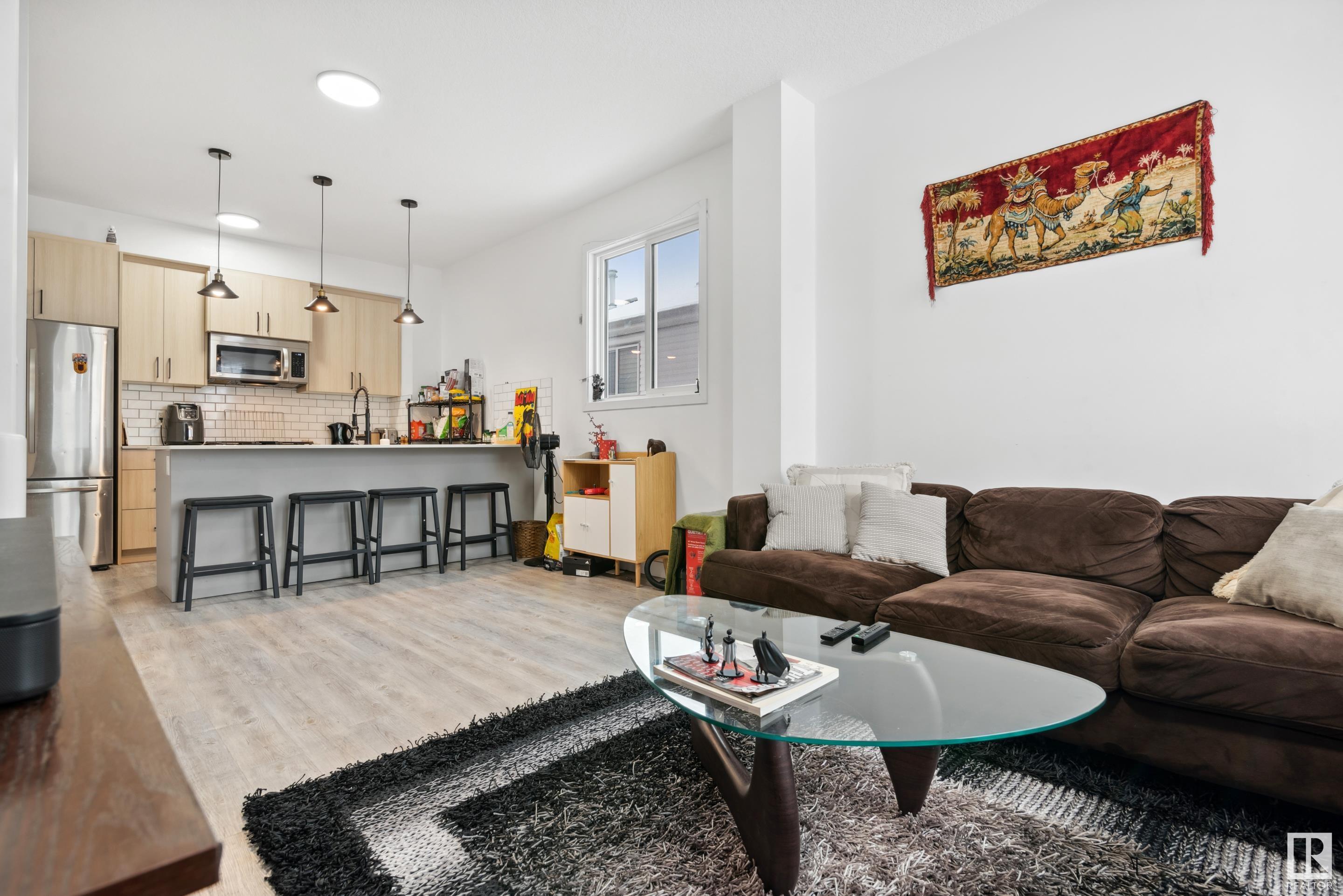      9537 106A AV NW , Edmonton,  ,T5H 0S9 ;  Listing Number: MLS E4419955