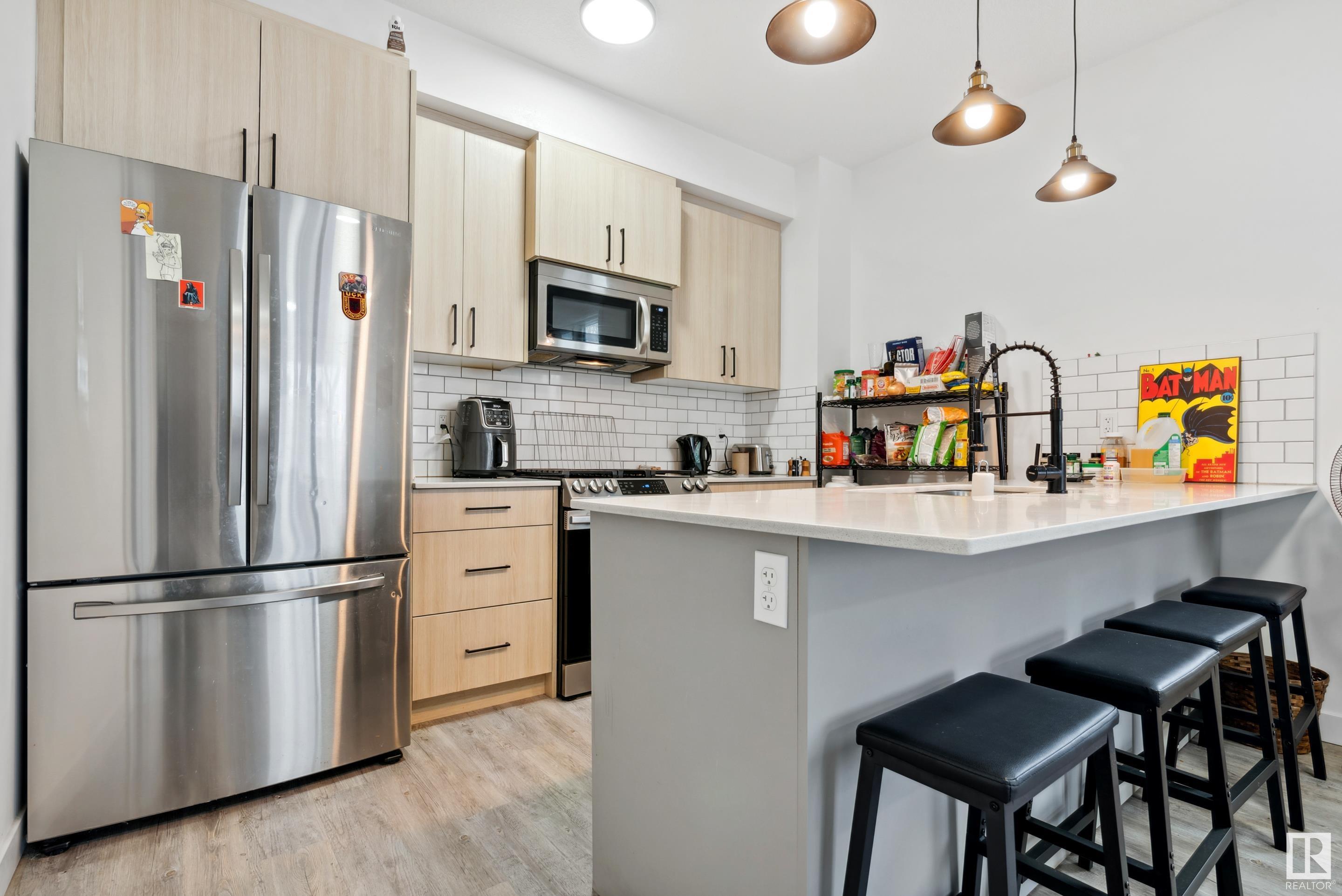      9537 106A AV NW , Edmonton,  ,T5H 0S9 ;  Listing Number: MLS E4419955