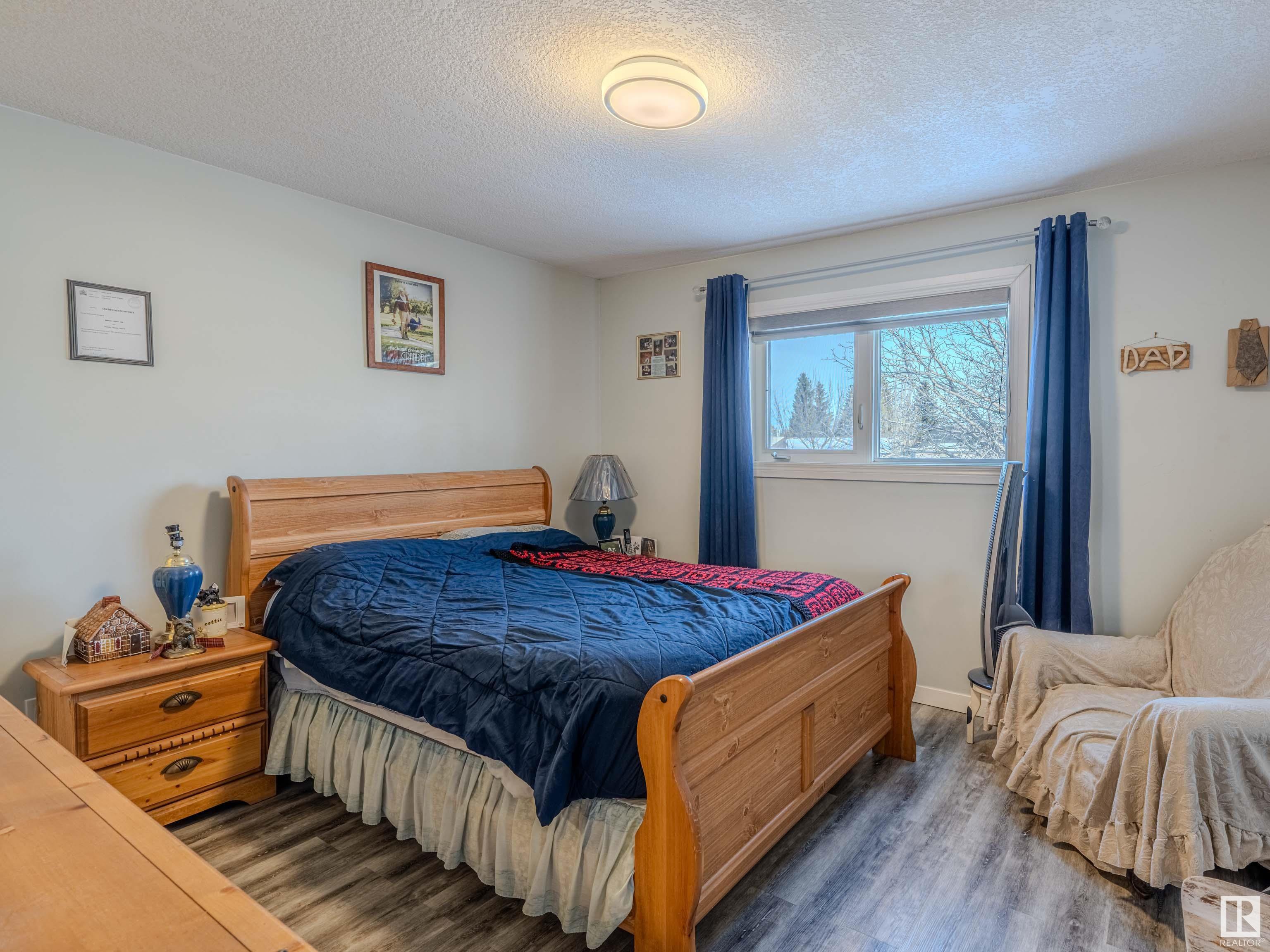      4614 13 AV NW , Edmonton,  ,T6L 4A3 ;  Listing Number: MLS E4419957