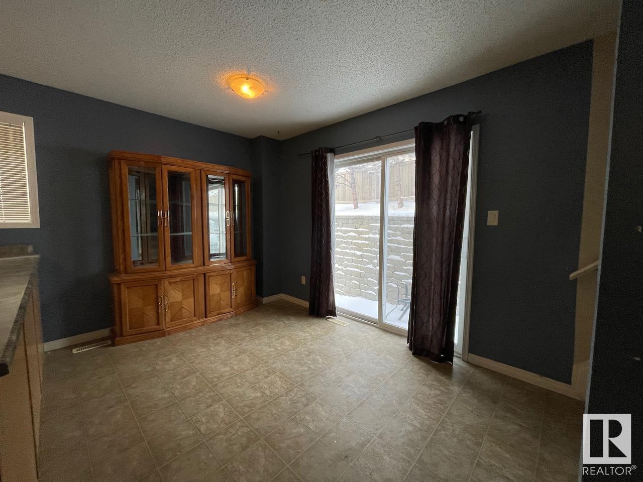      #16 130 HYNDMAN CR NW , Edmonton,  ,T5A 0E8 ;  Listing Number: MLS E4419958