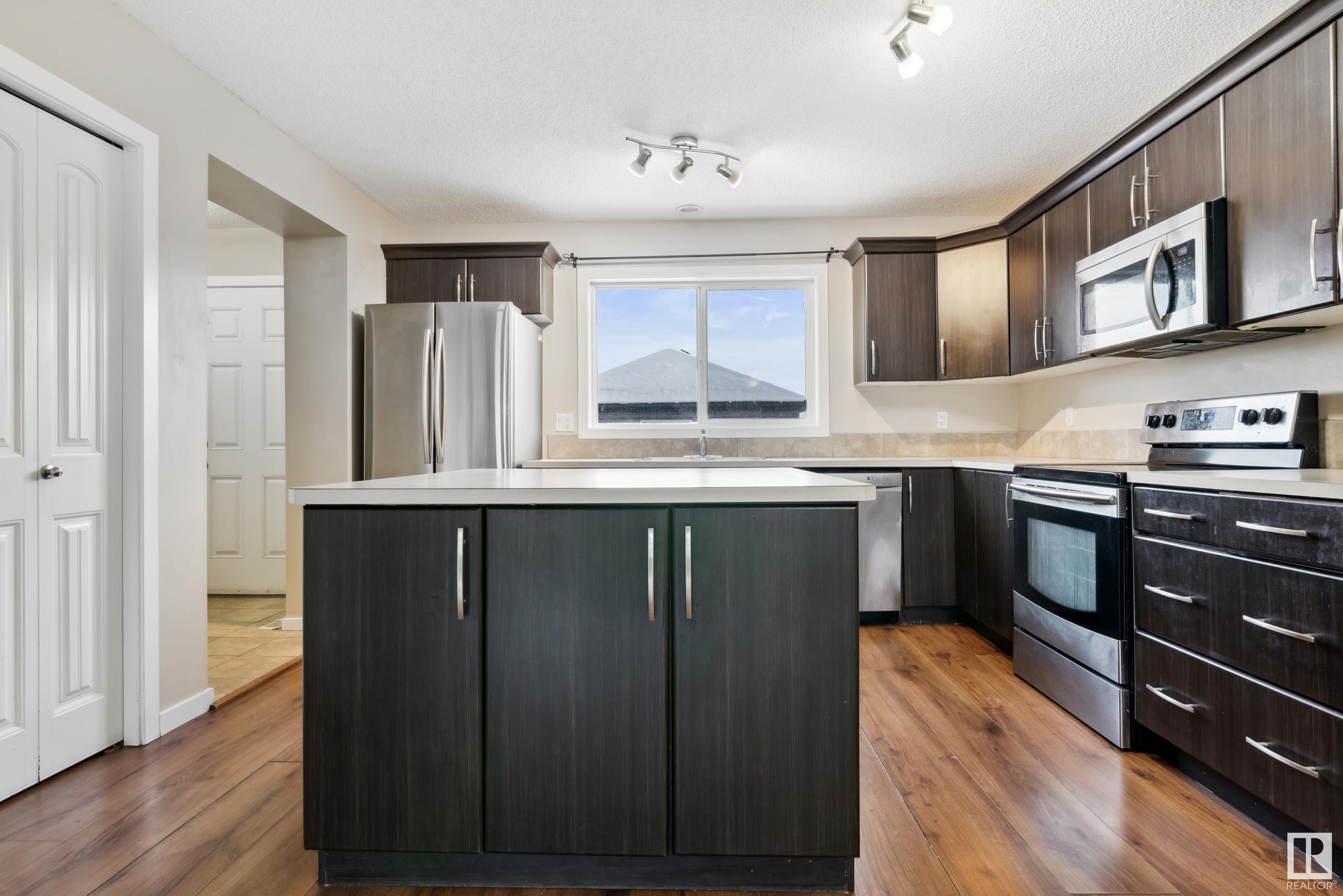      4086 ALEXANDER WY SW SW , Edmonton,  ,T6W 2C7 ;  Listing Number: MLS E4419966