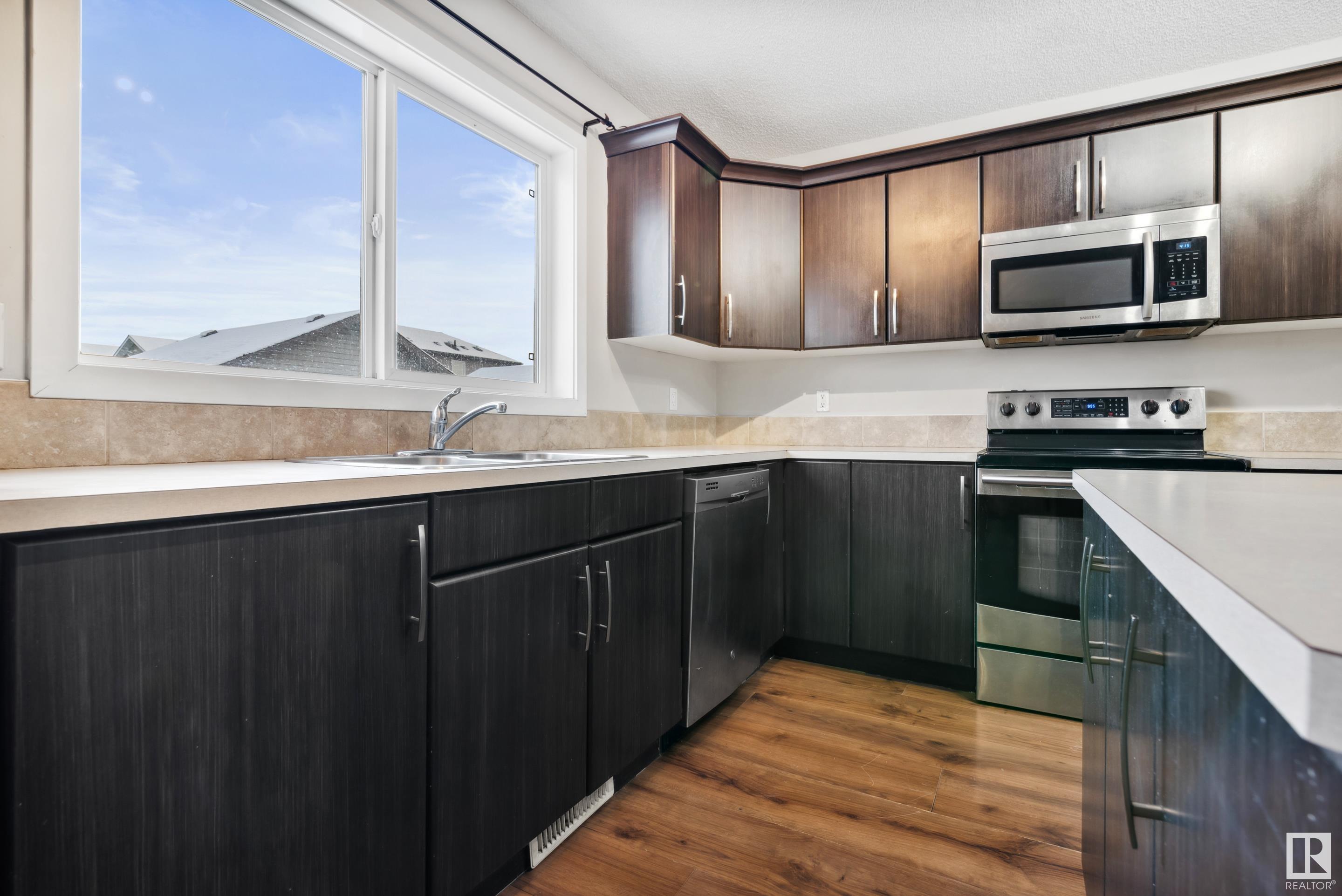      4086 ALEXANDER WY SW SW , Edmonton,  ,T6W 2C7 ;  Listing Number: MLS E4419966