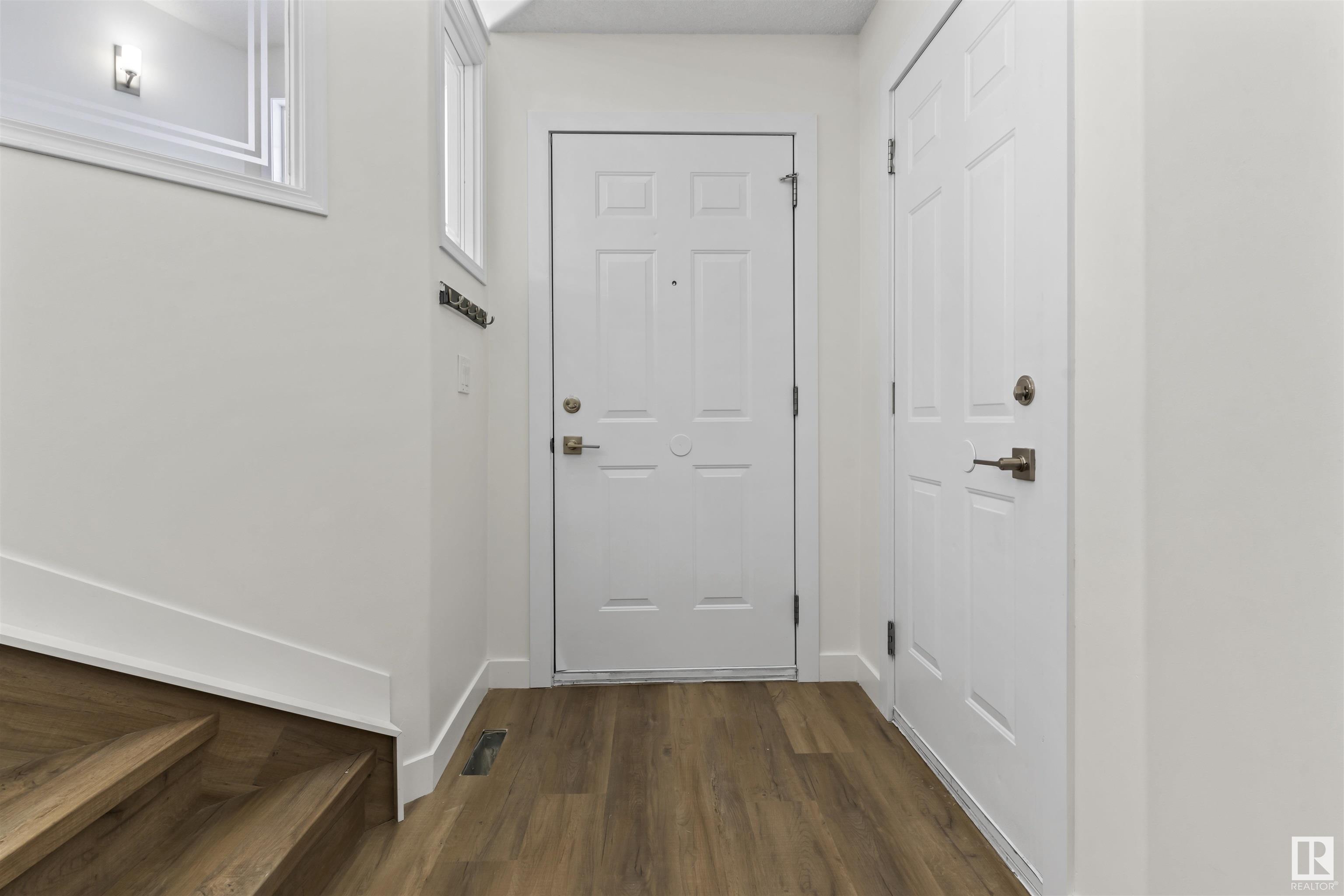      2865 41 Ave NW , Edmonton,  ,T6T 1M4 ;  Listing Number: MLS E4419967