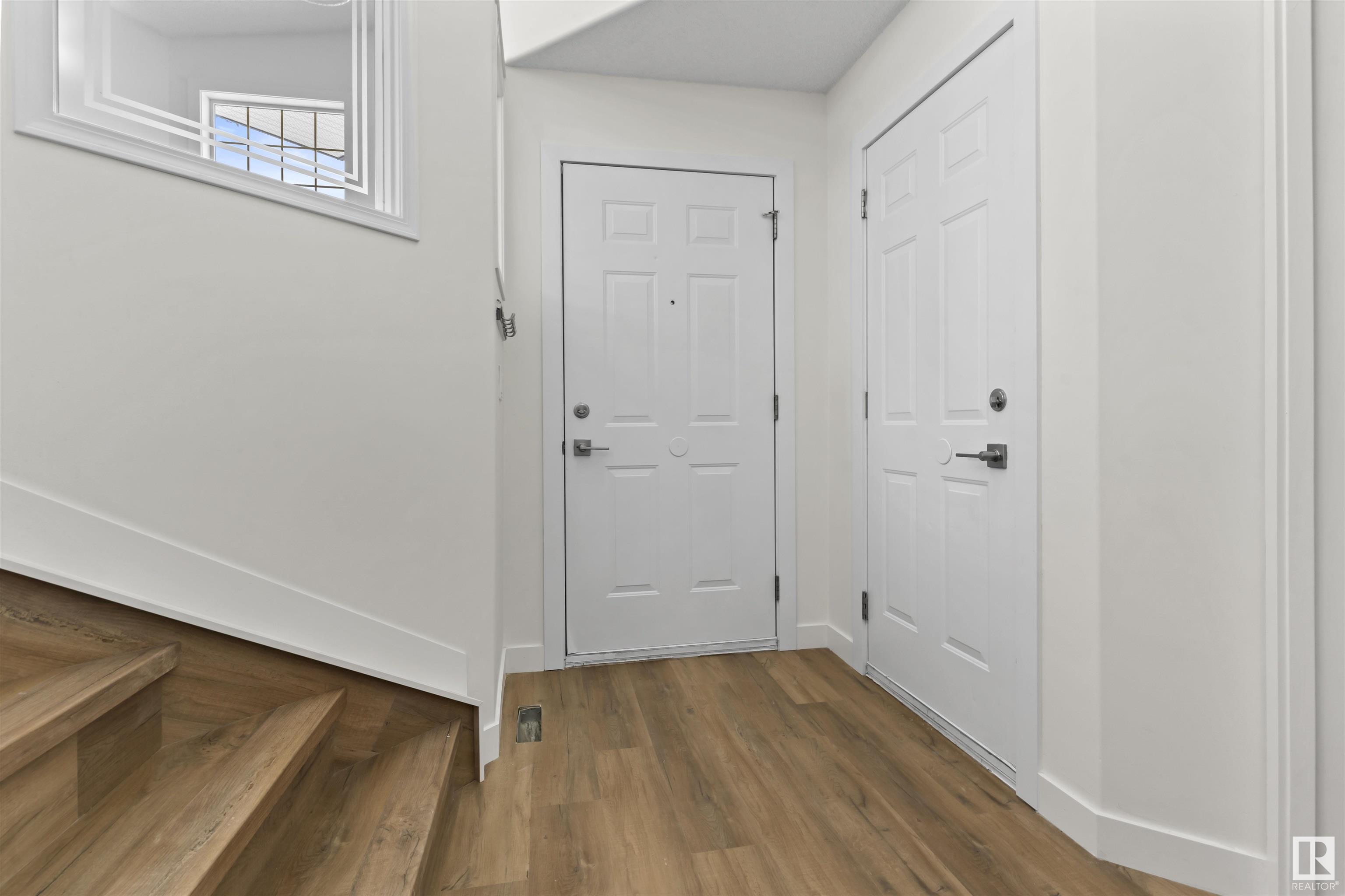      2865 41 Ave NW , Edmonton,  ,T6T 1M4 ;  Listing Number: MLS E4419967