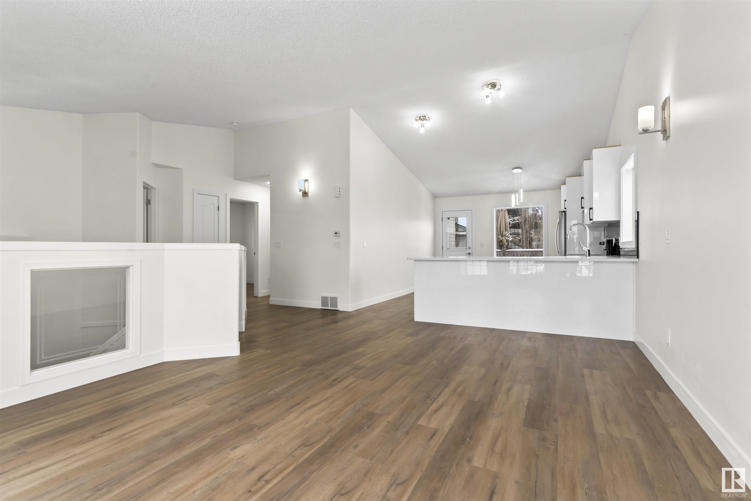      2865 41 Ave NW , Edmonton,  ,T6T 1M4 ;  Listing Number: MLS E4419967