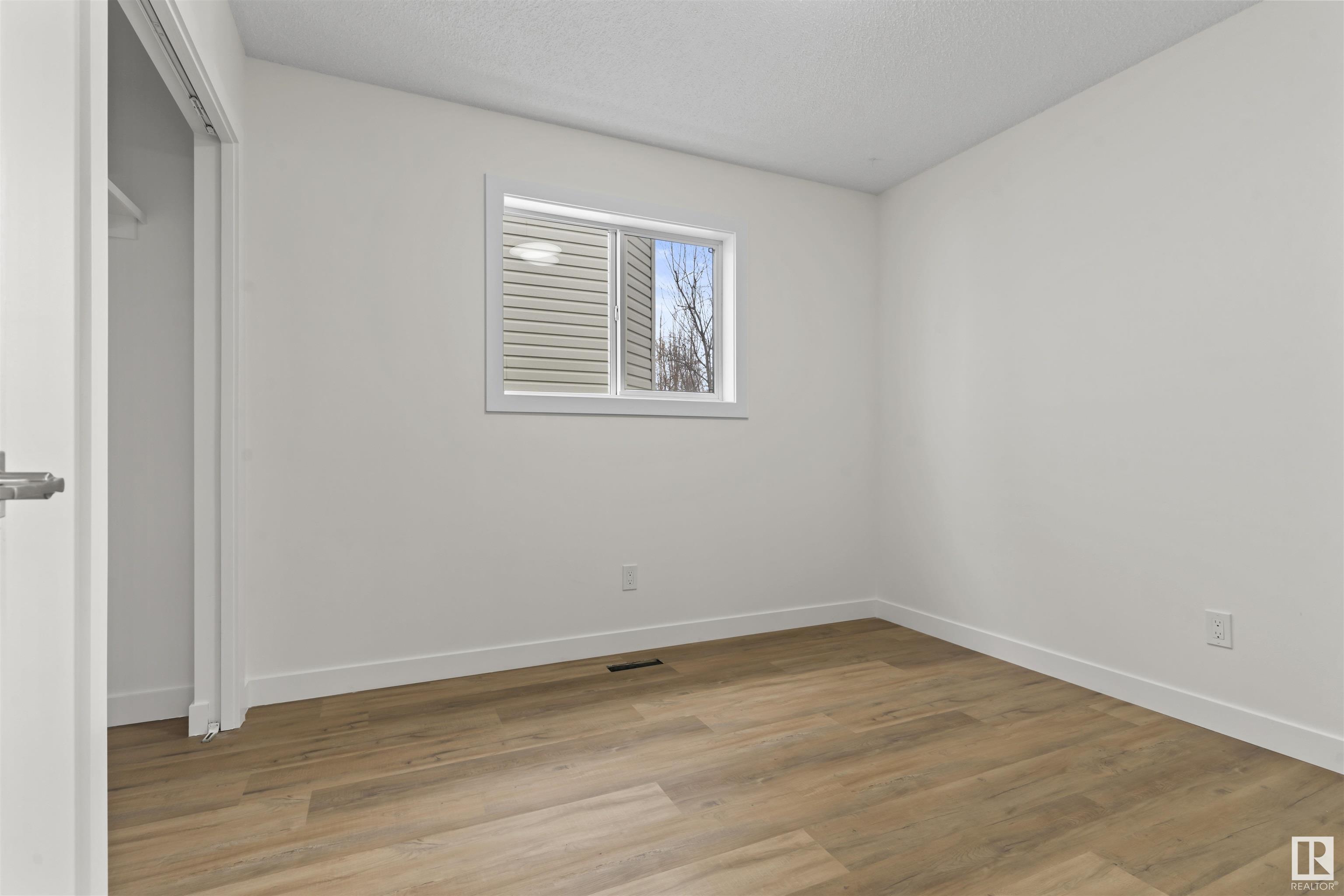      2865 41 Ave NW , Edmonton,  ,T6T 1M4 ;  Listing Number: MLS E4419967