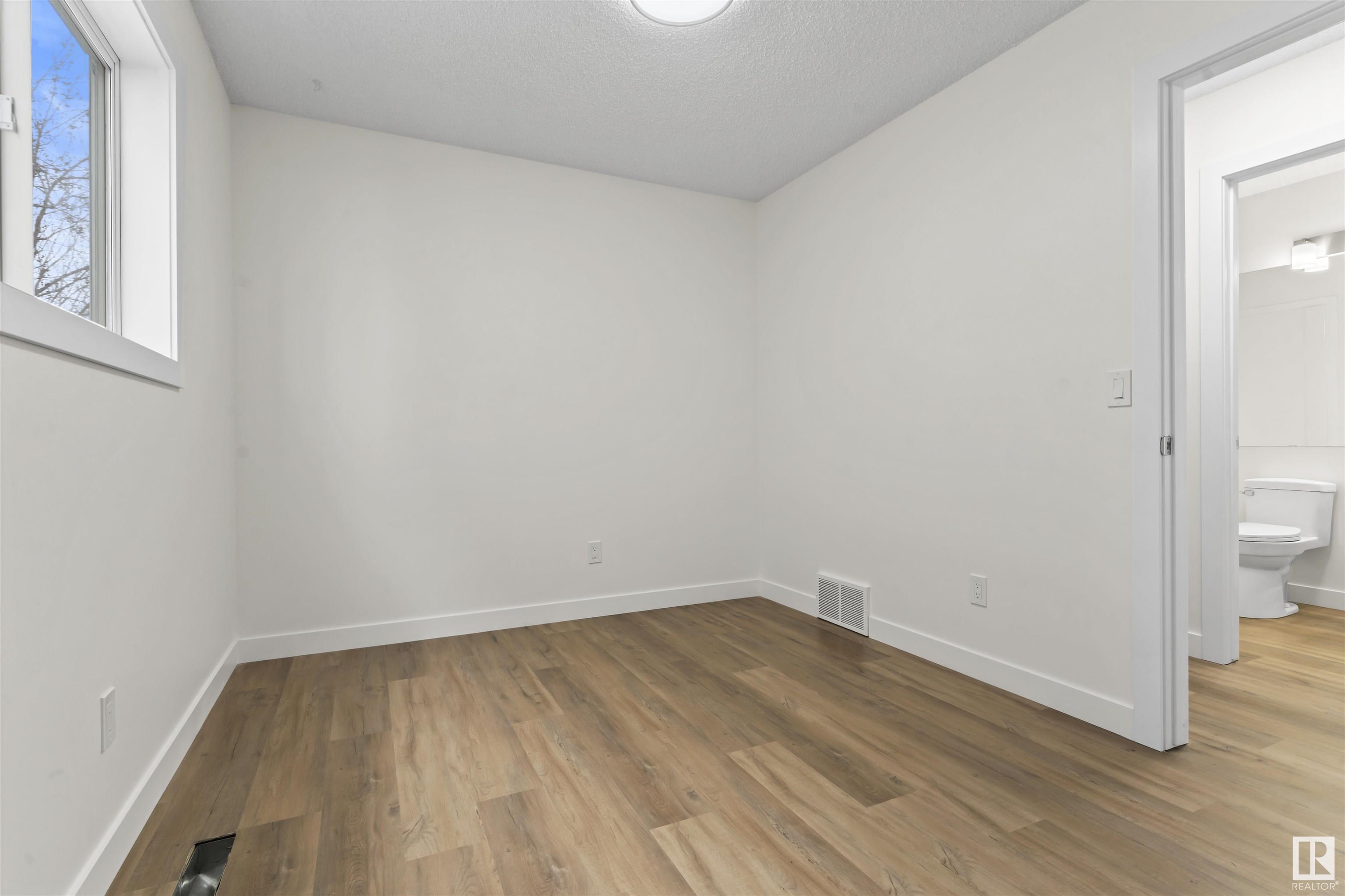      2865 41 Ave NW , Edmonton,  ,T6T 1M4 ;  Listing Number: MLS E4419967