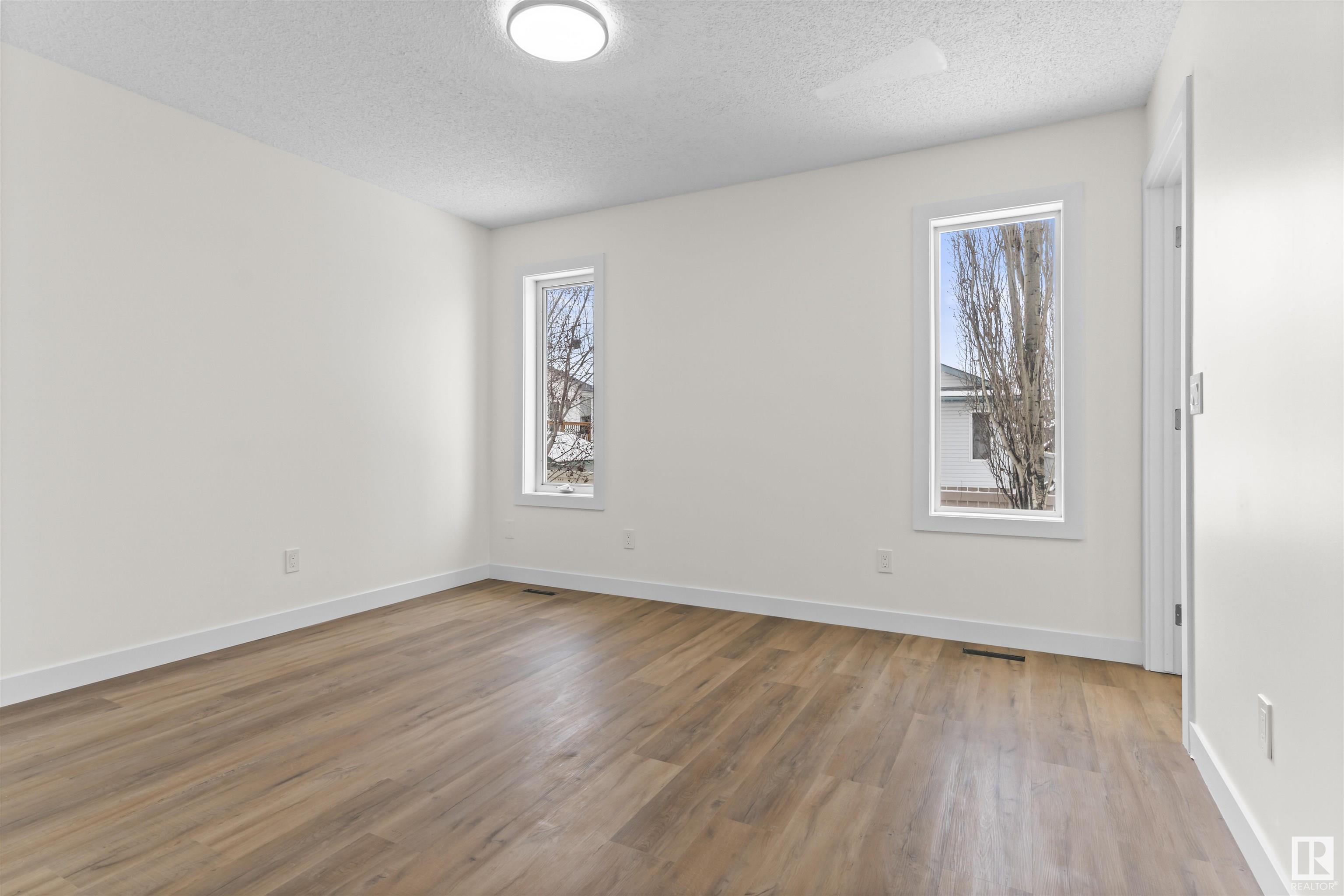      2865 41 Ave NW , Edmonton,  ,T6T 1M4 ;  Listing Number: MLS E4419967