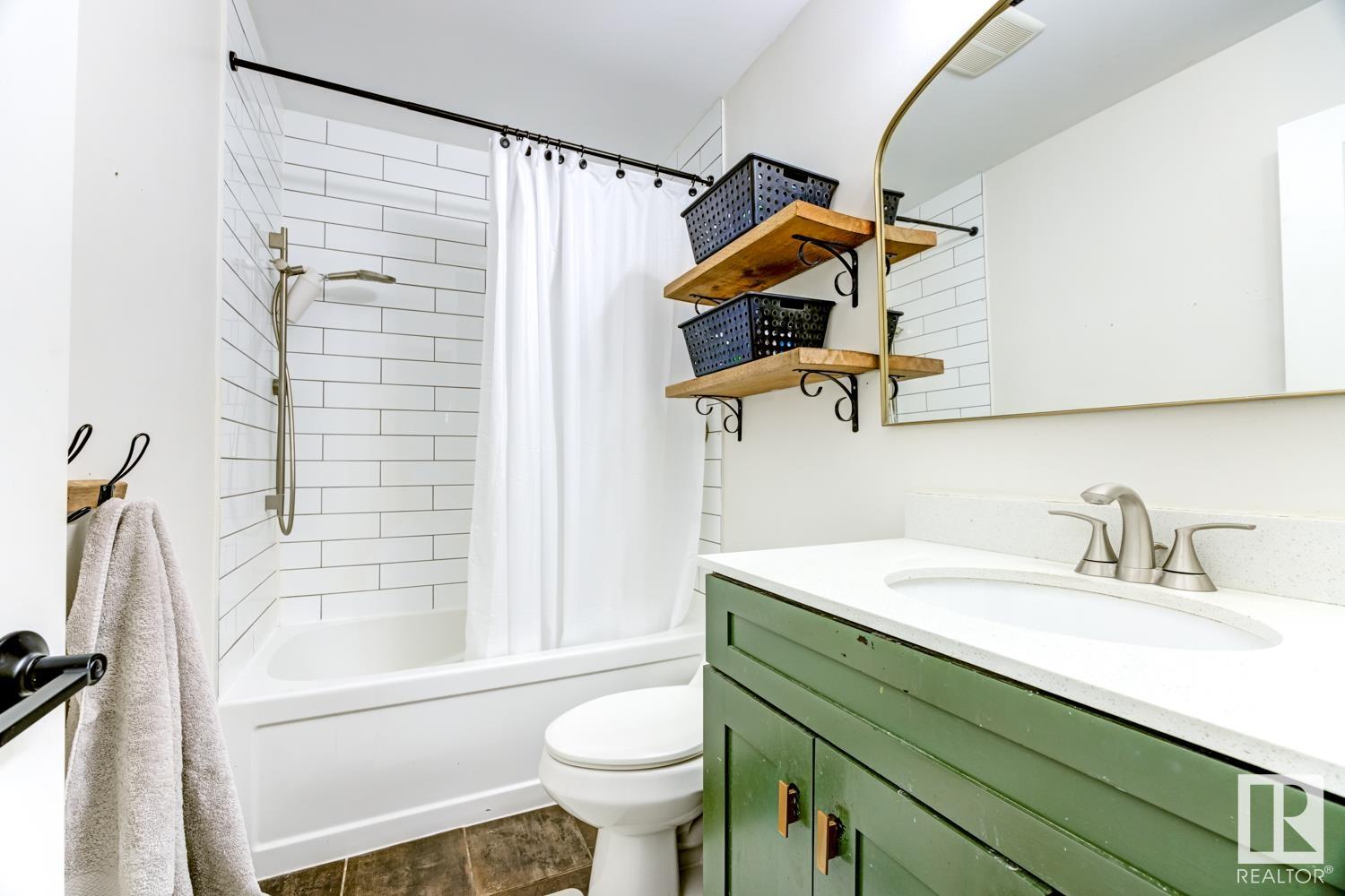      6 FALCON DR , Sherwood Park,  ,T8A 0K2 ;  Listing Number: MLS E4419968
