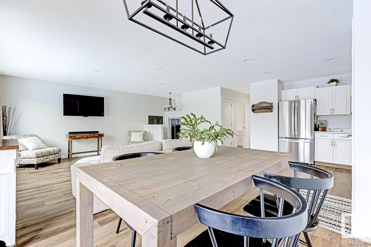      6 FALCON DR , Sherwood Park,  ,T8A 0K2 ;  Listing Number: MLS E4419968