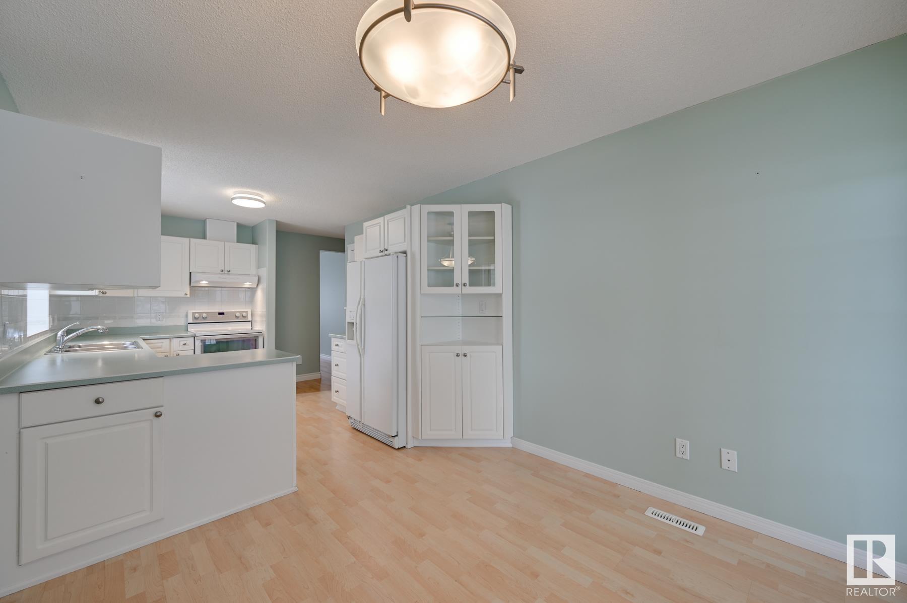      #2 320 JIM COMMON DR , Sherwood Park,  ,T8H 1S6 ;  Listing Number: MLS E4419986