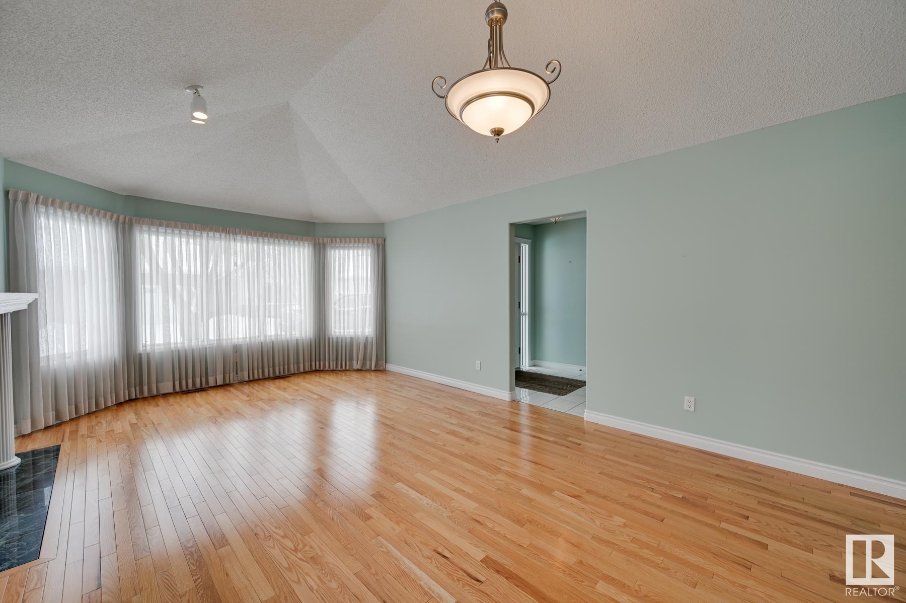      #2 320 JIM COMMON DR , Sherwood Park,  ,T8H 1S6 ;  Listing Number: MLS E4419986