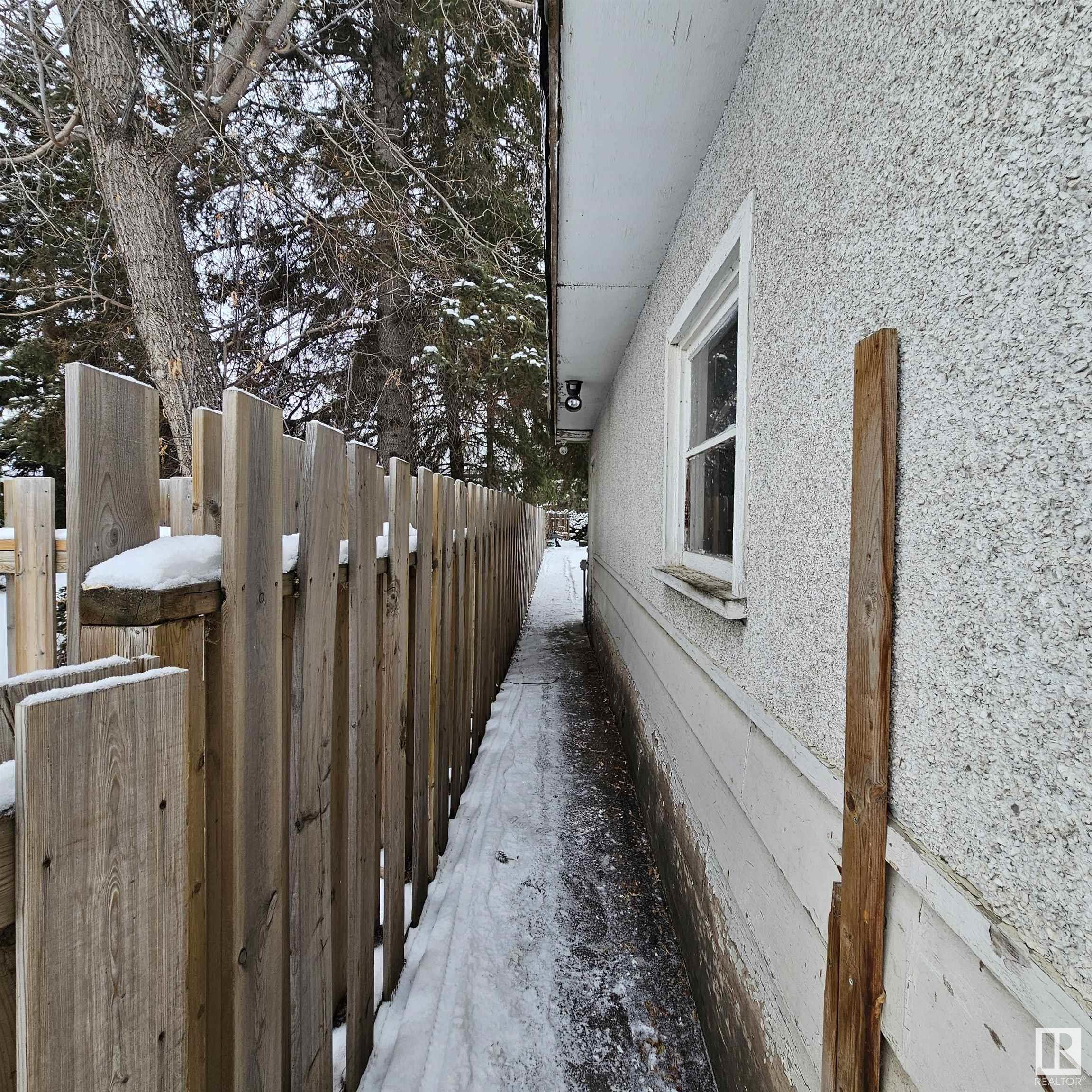      8931 151 ST NW , Edmonton,  ,T5R 1J1 ;  Listing Number: MLS E4419987