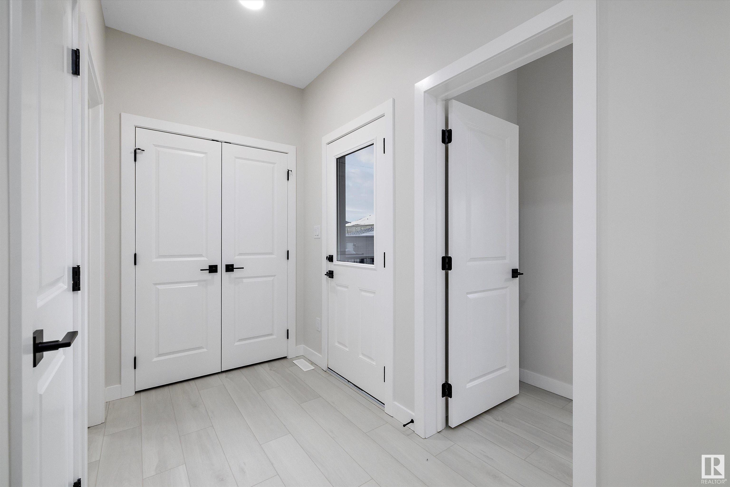      38 CHAMBERY CR , St. Albert,  ,T8T 2C5 ;  Listing Number: MLS E4419988