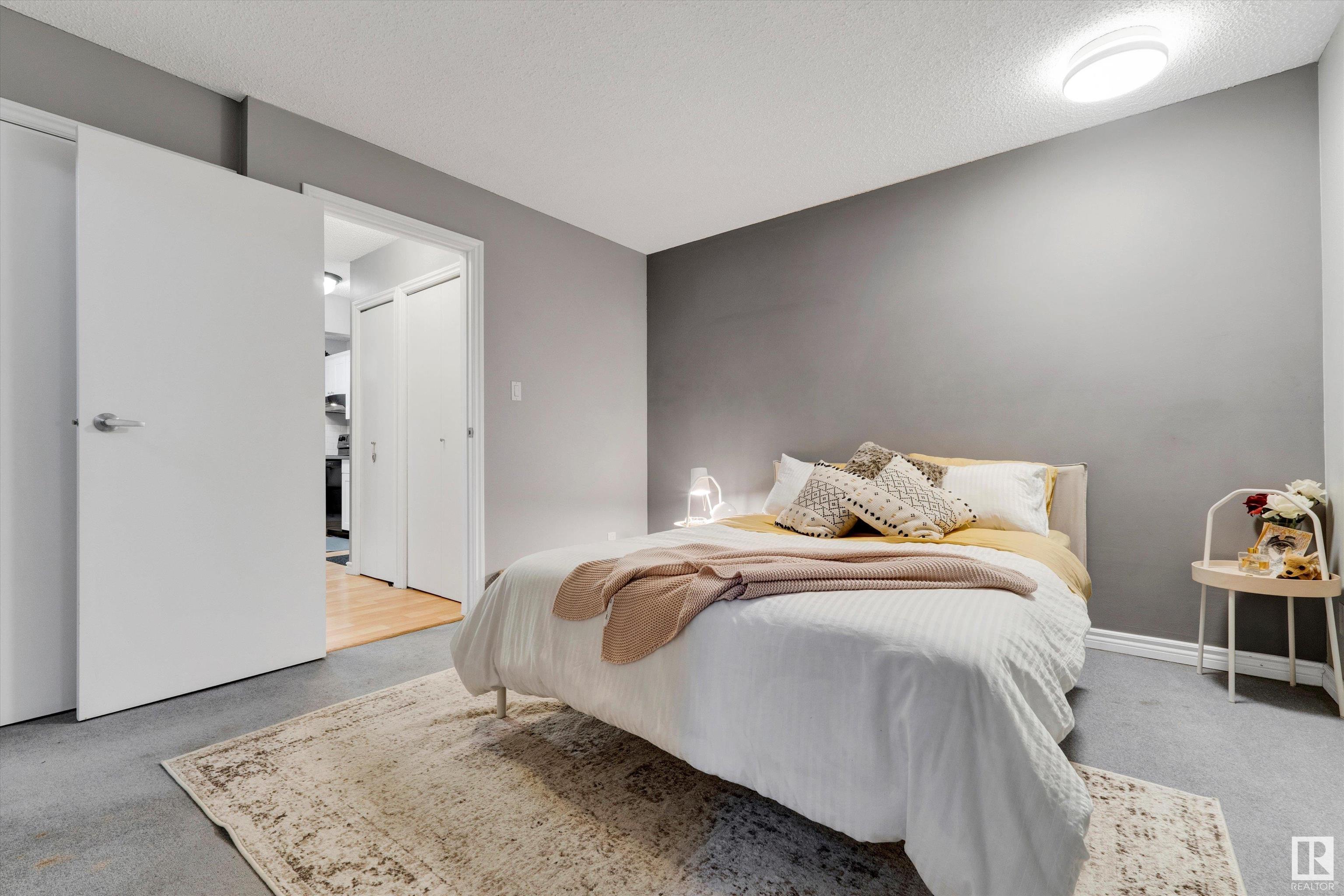      #111 10148 118 ST NW , Edmonton,  ,T5K 1Y4 ;  Listing Number: MLS E4419991
