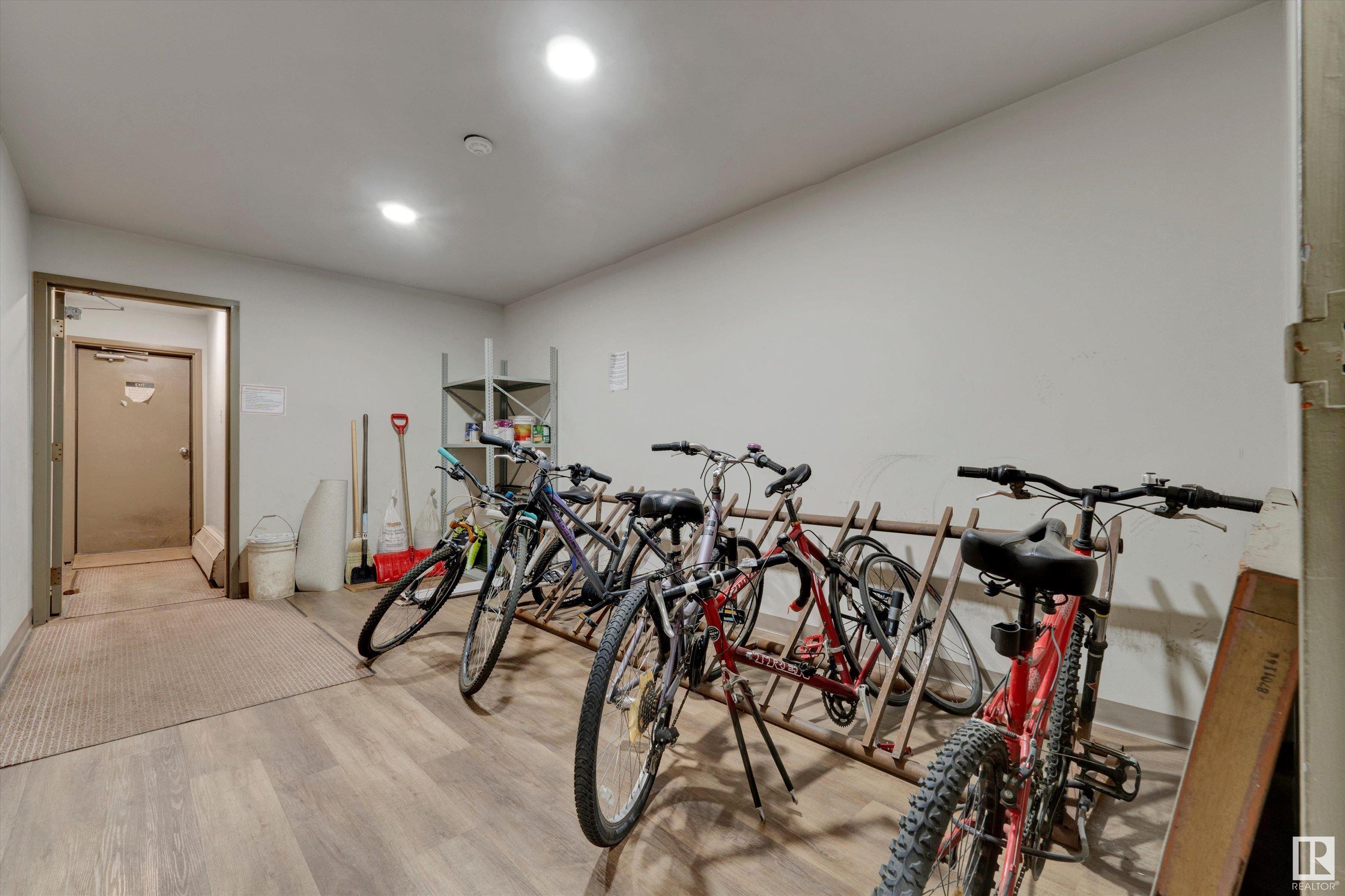      #111 10148 118 ST NW , Edmonton,  ,T5K 1Y4 ;  Listing Number: MLS E4419991