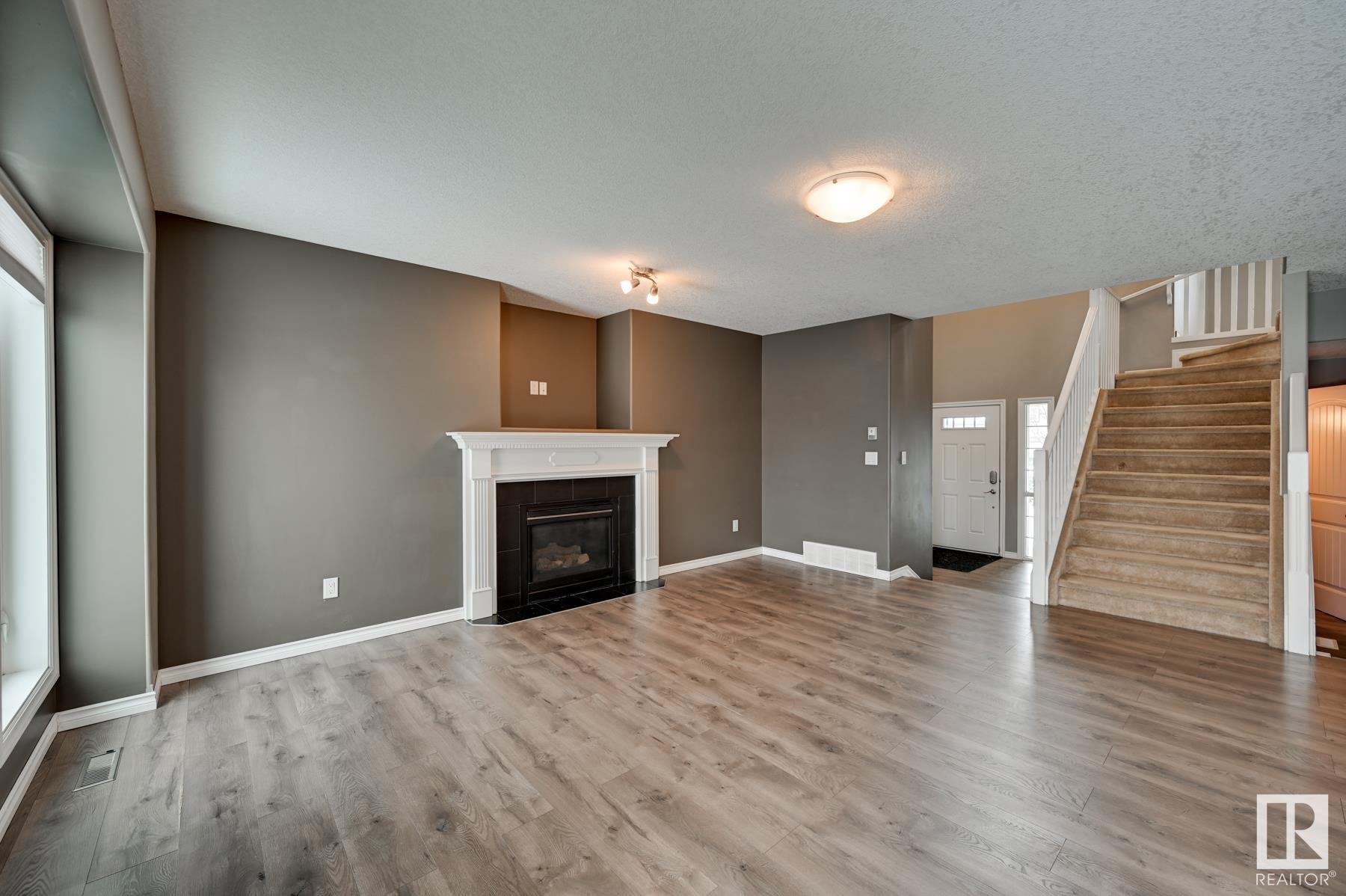      21 ROCKLEY PL , Fort Saskatchewan,  ,T8L 0E7 ;  Listing Number: MLS E4419992