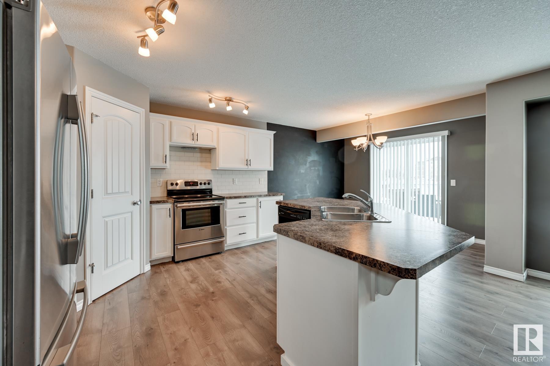      21 ROCKLEY PL , Fort Saskatchewan,  ,T8L 0E7 ;  Listing Number: MLS E4419992