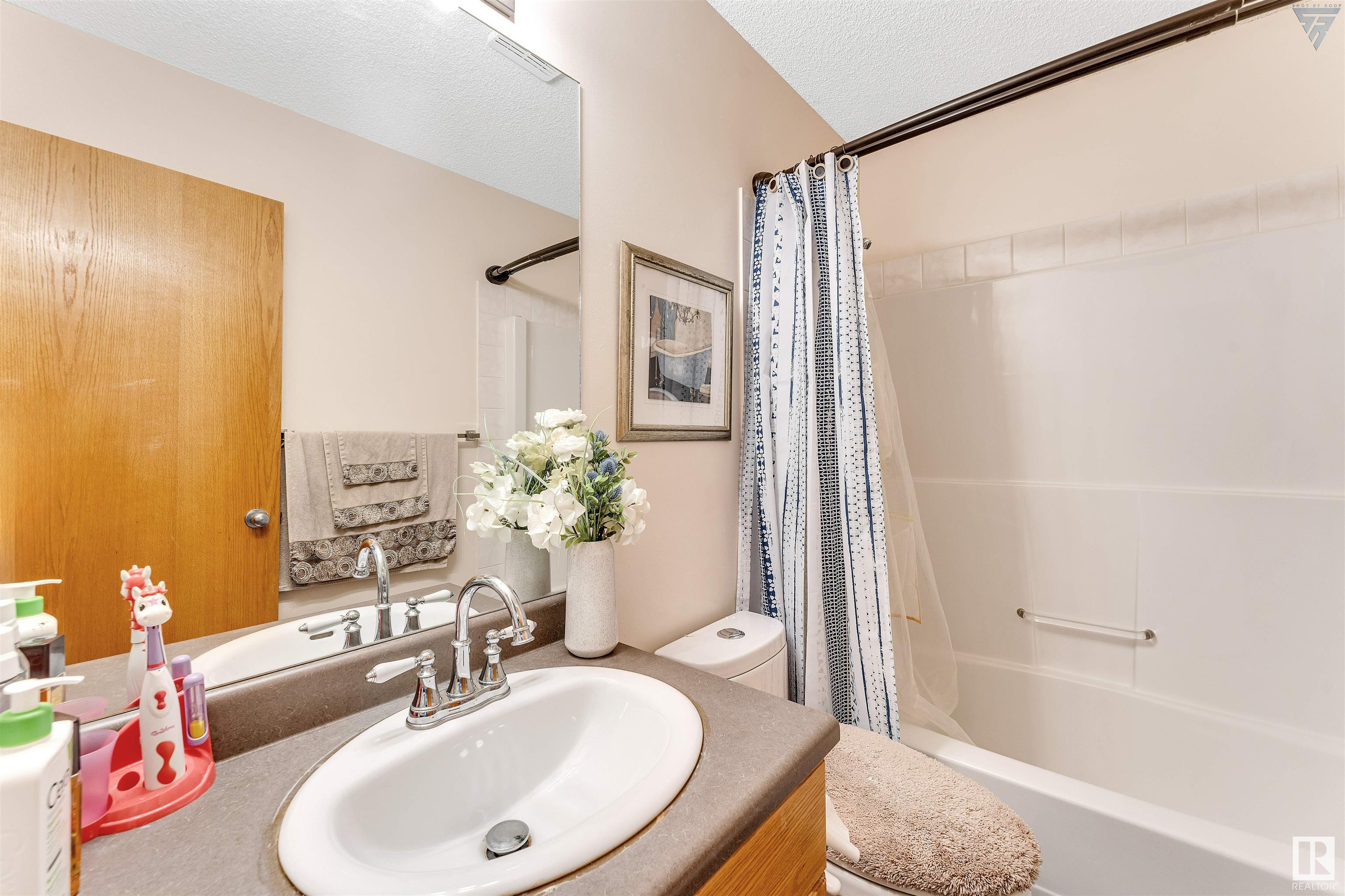      3311 27 AV NW , Edmonton,  ,T6T 1P7 ;  Listing Number: MLS E4419994