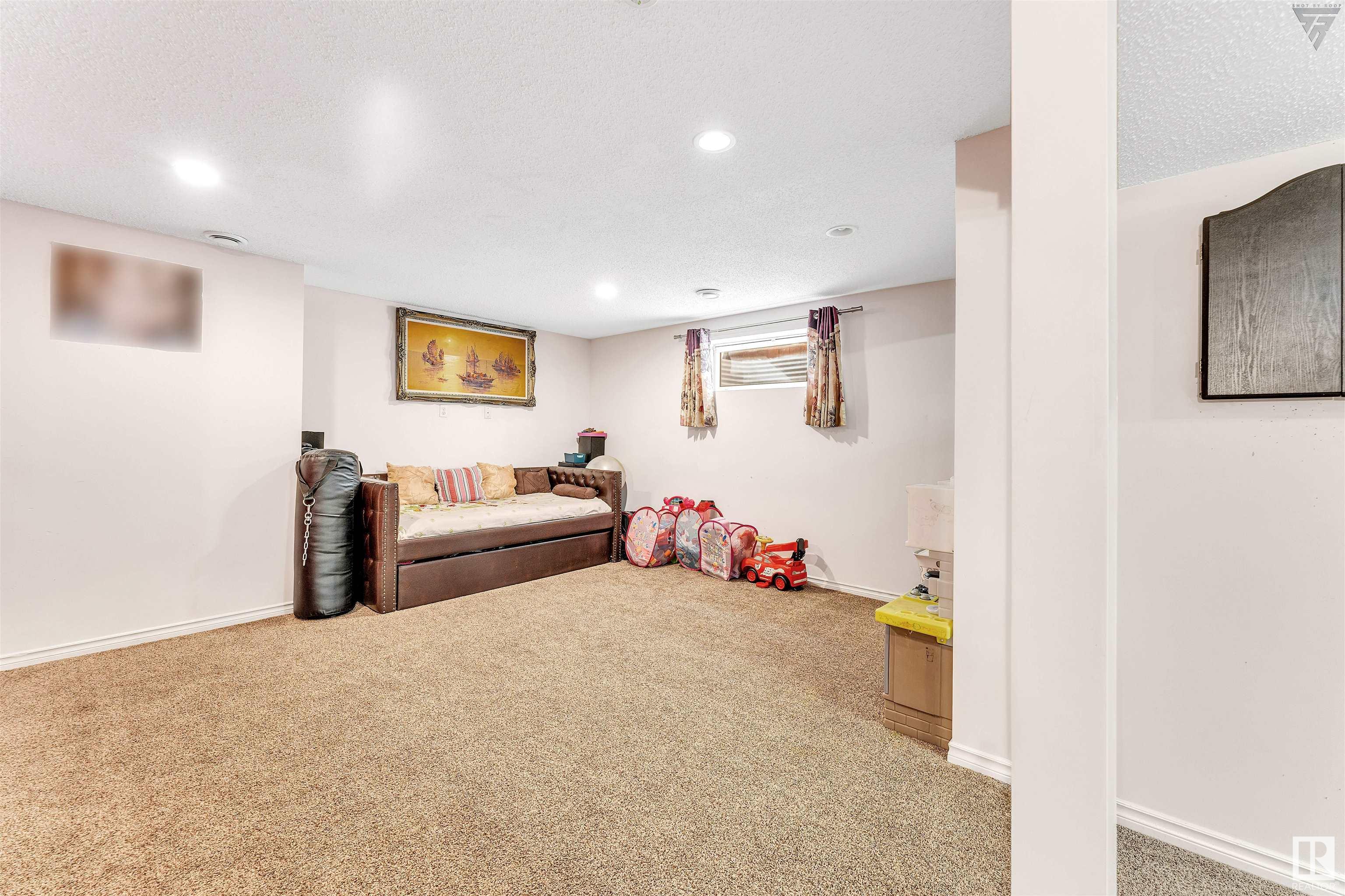      3311 27 AV NW , Edmonton,  ,T6T 1P7 ;  Listing Number: MLS E4419994