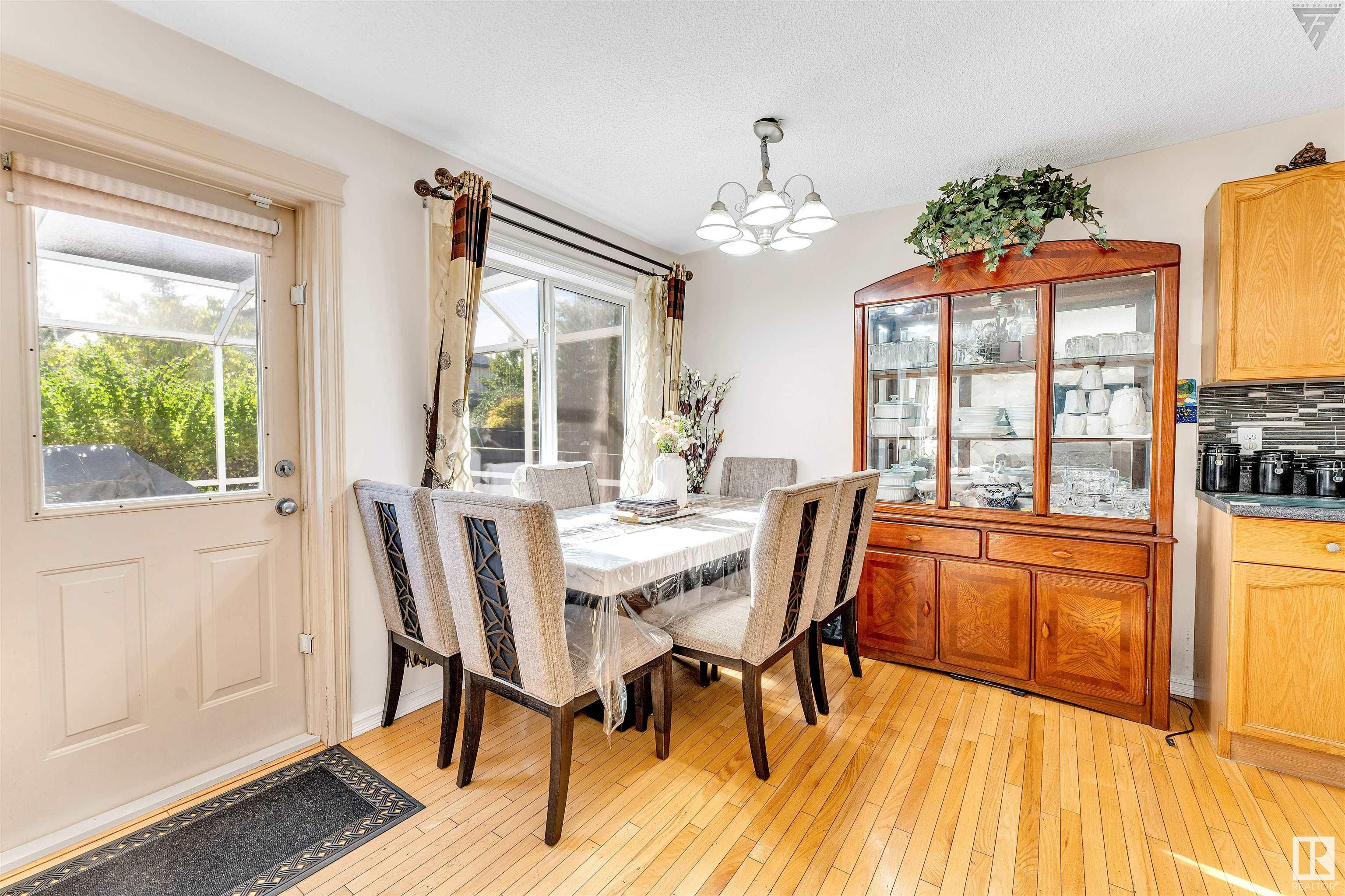      3311 27 AV NW , Edmonton,  ,T6T 1P7 ;  Listing Number: MLS E4419994