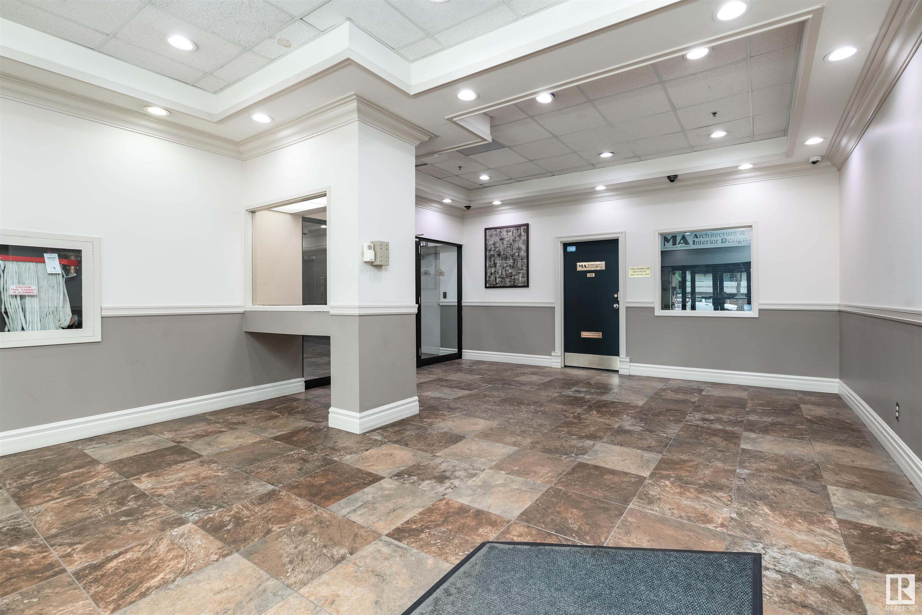      #430 10160 114 ST NW , Edmonton,  ,T5K 2L2 ;  Listing Number: MLS E4419999