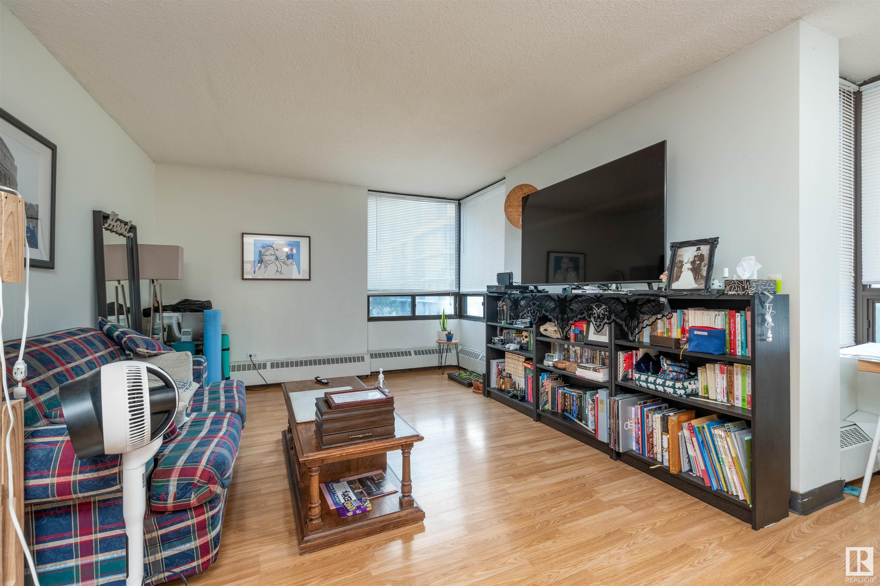      #430 10160 114 ST NW , Edmonton,  ,T5K 2L2 ;  Listing Number: MLS E4419999