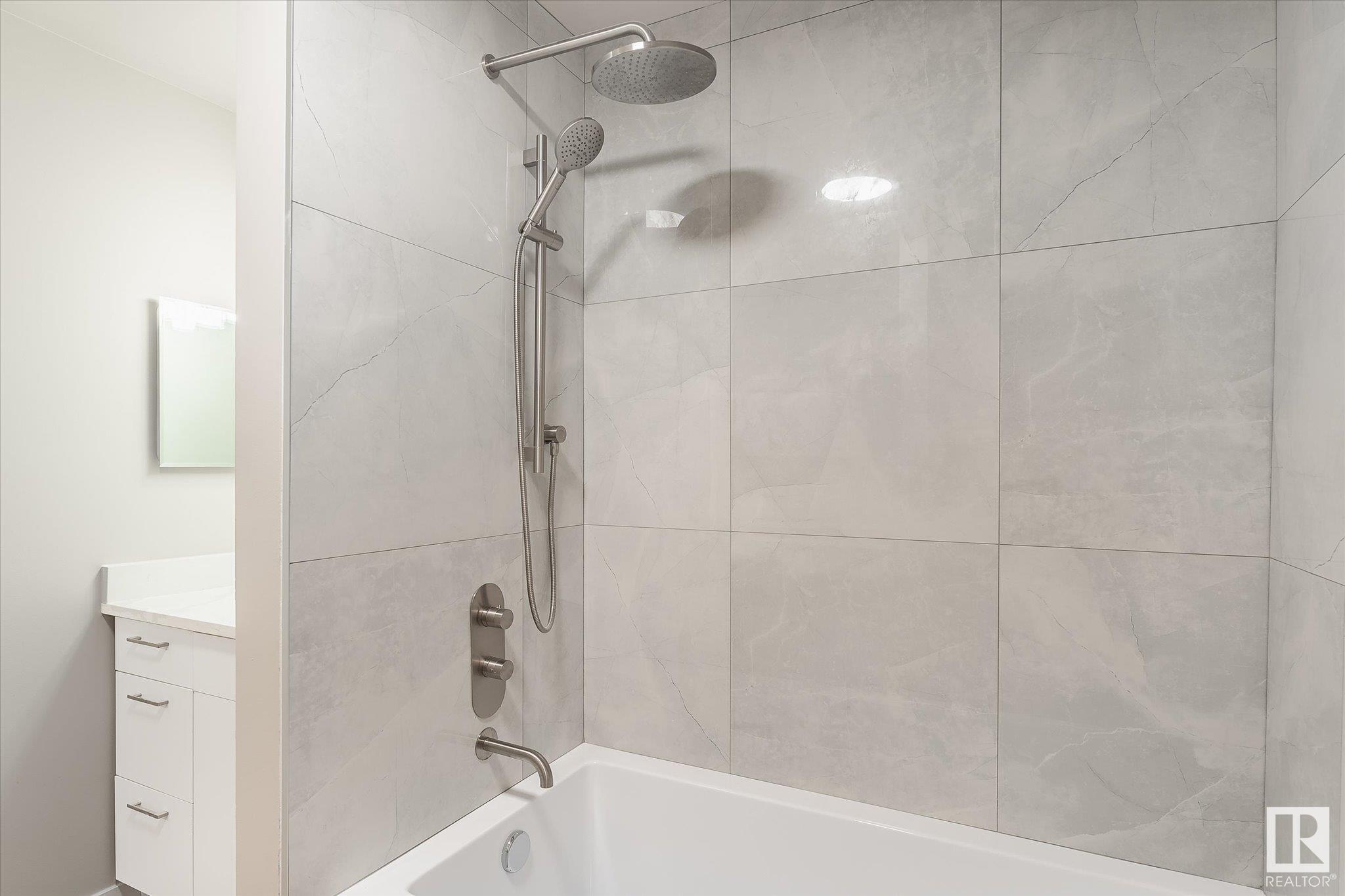      6532 184 ST NW , Edmonton,  ,T5T 2M2 ;  Listing Number: MLS E4420000