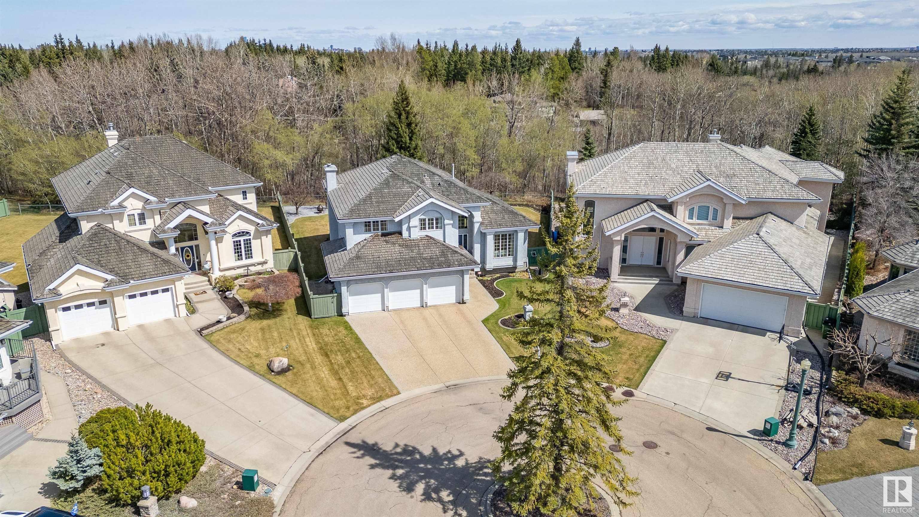      121 WEAVER DR NW , Edmonton,  ,T6M 2J3 ;  Listing Number: MLS E4420004