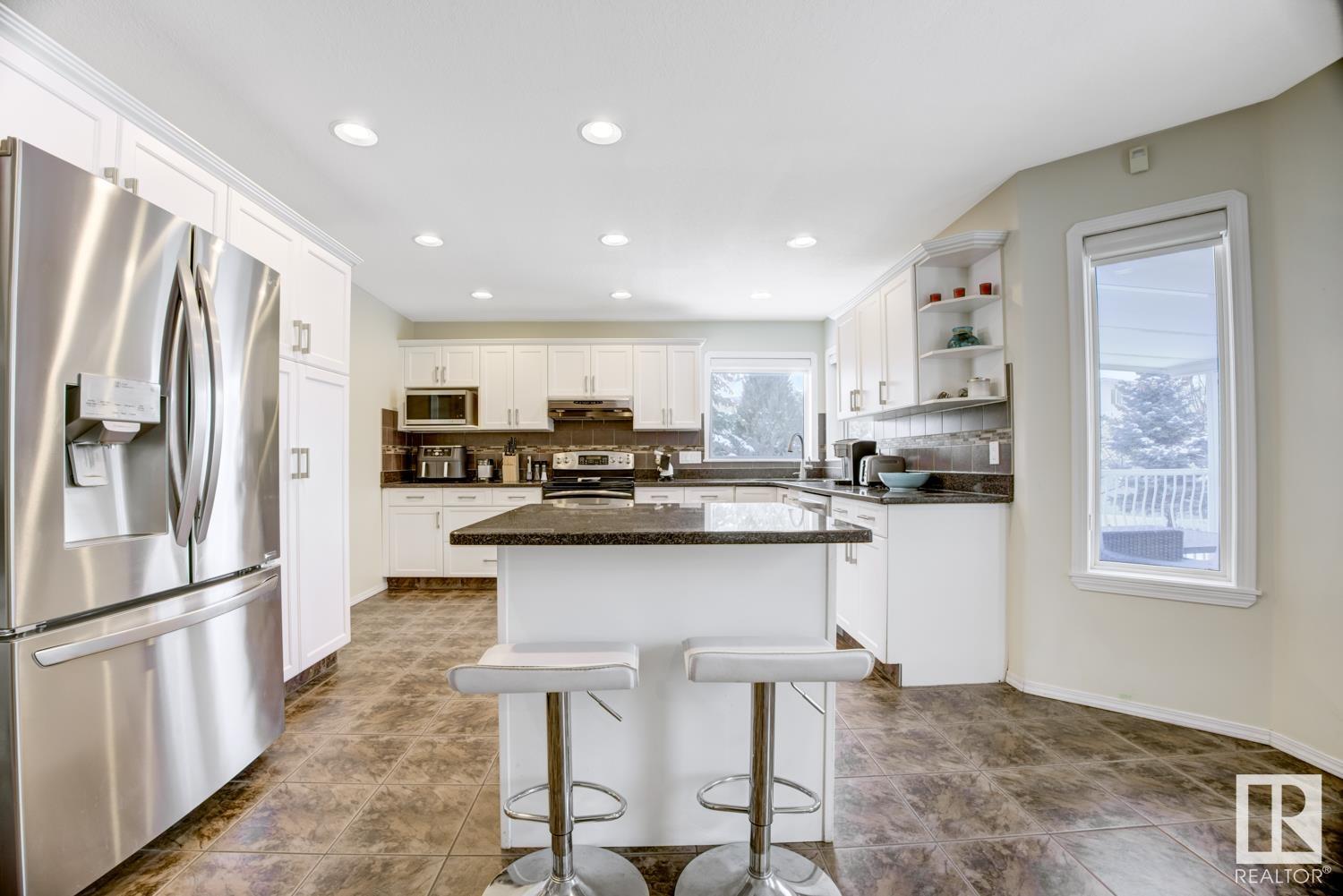      8918 159A AV NW , Edmonton,  ,T5Z 3E7 ;  Listing Number: MLS E4420006