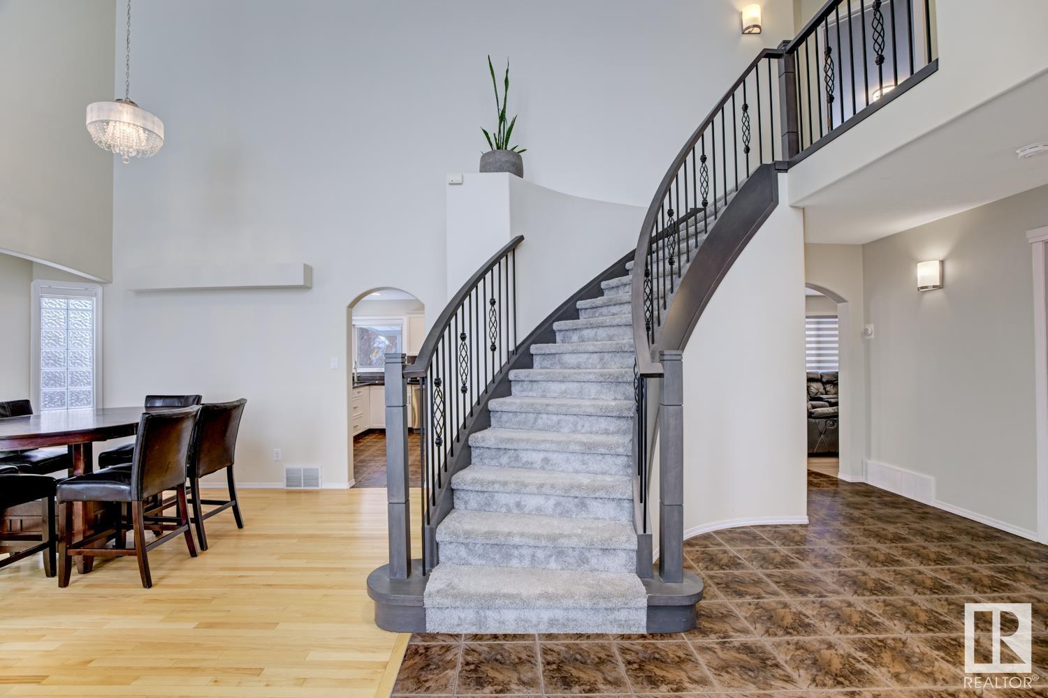      8918 159A AV NW , Edmonton,  ,T5Z 3E7 ;  Listing Number: MLS E4420006