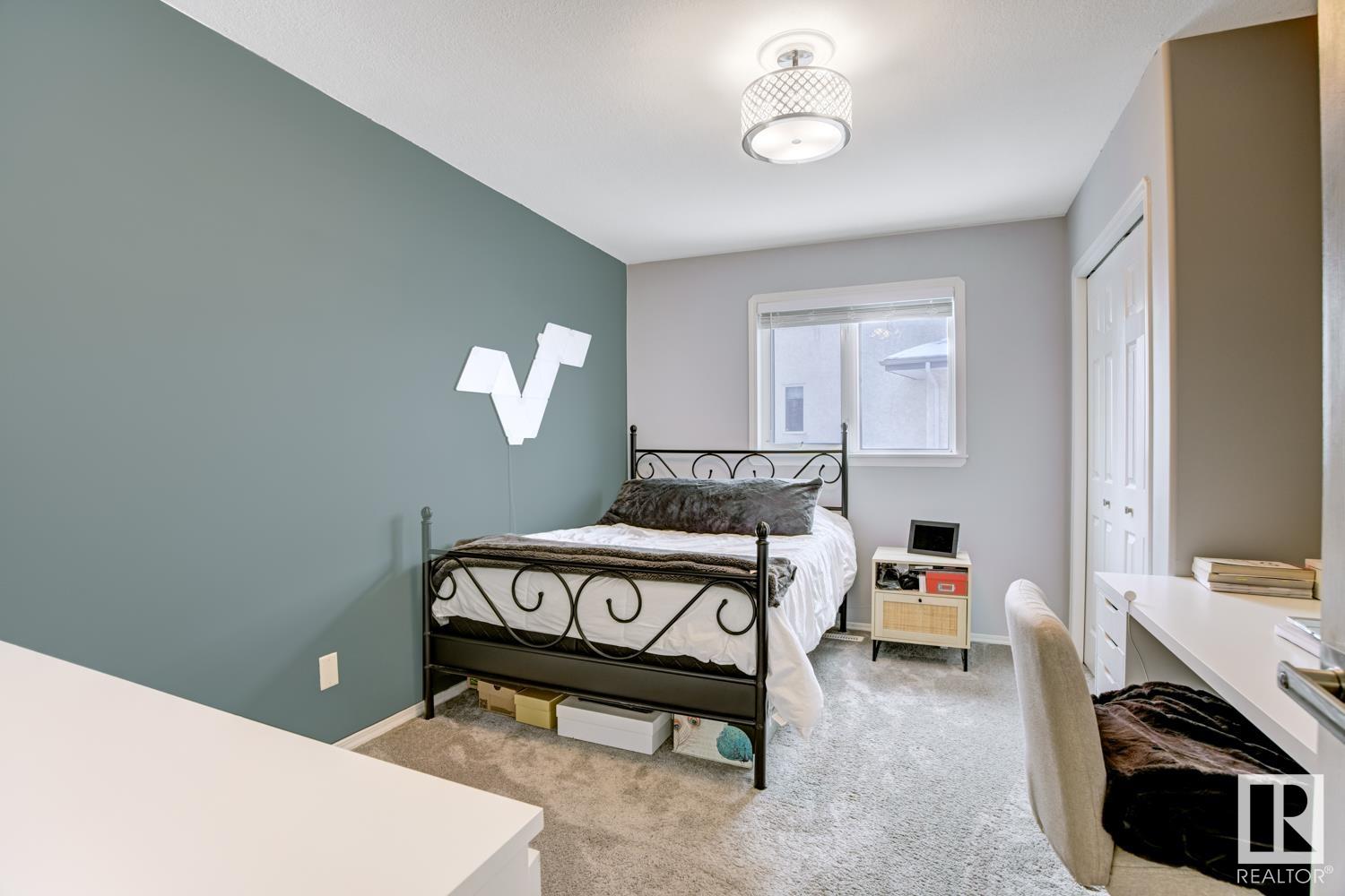      8918 159A AV NW , Edmonton,  ,T5Z 3E7 ;  Listing Number: MLS E4420006