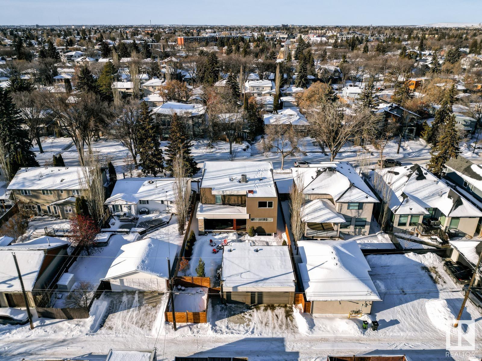 http://cdnparap120.paragonrels.com/ParagonImages/Property/p12/RAE/225332828/68/0/0/81d29dedcdd1937989093094c6c64d60/1/b6dbb507202c1f1baa6c493e7dd57026/225332828-01f75d5d-ea5d-4804-9a0f-7b278b5b8b66.JPG