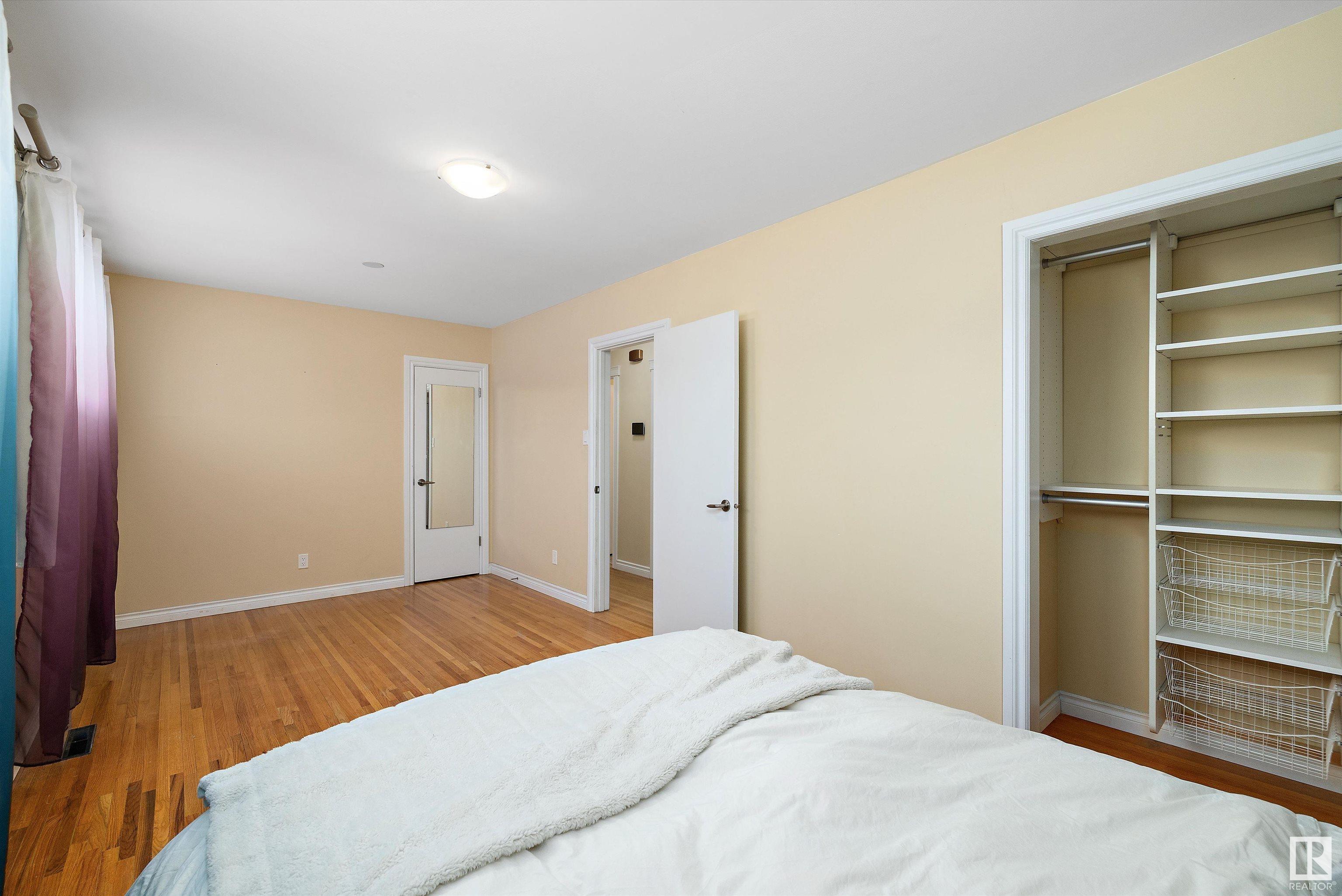      9110 156 ST NW , Edmonton,  ,T5R 1Y8 ;  Listing Number: MLS E4420009
