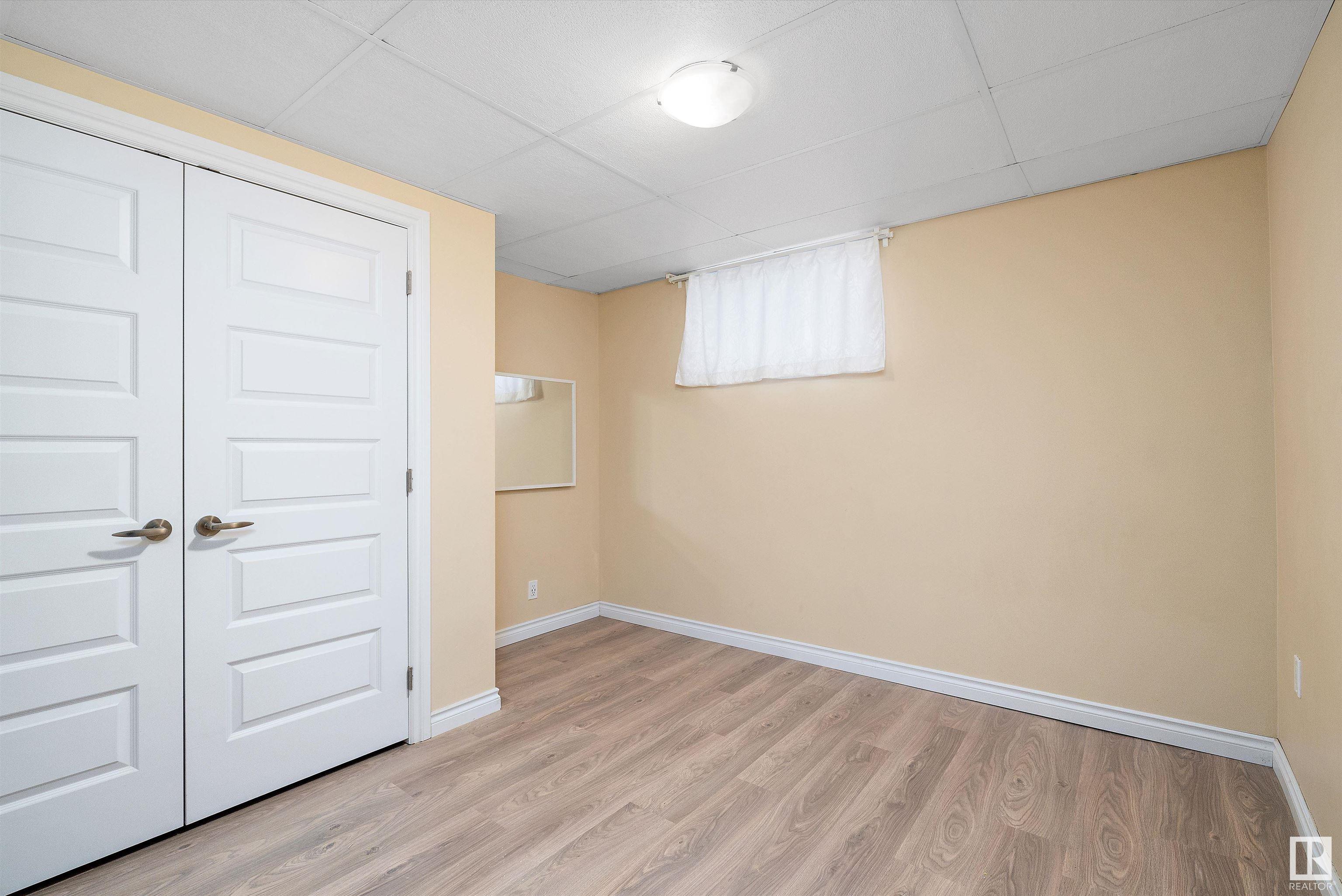      9110 156 ST NW , Edmonton,  ,T5R 1Y8 ;  Listing Number: MLS E4420009
