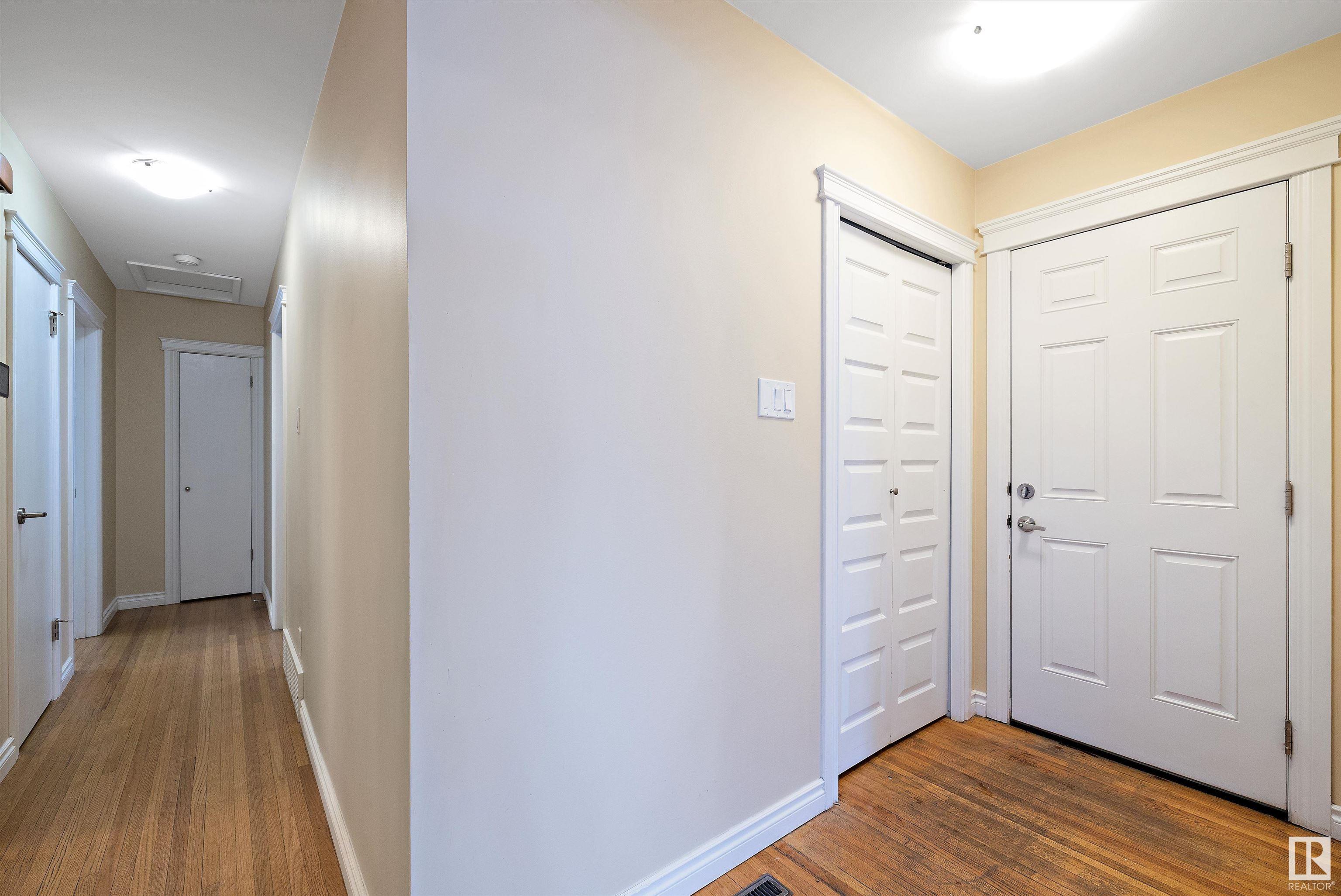      9110 156 ST NW , Edmonton,  ,T5R 1Y8 ;  Listing Number: MLS E4420009