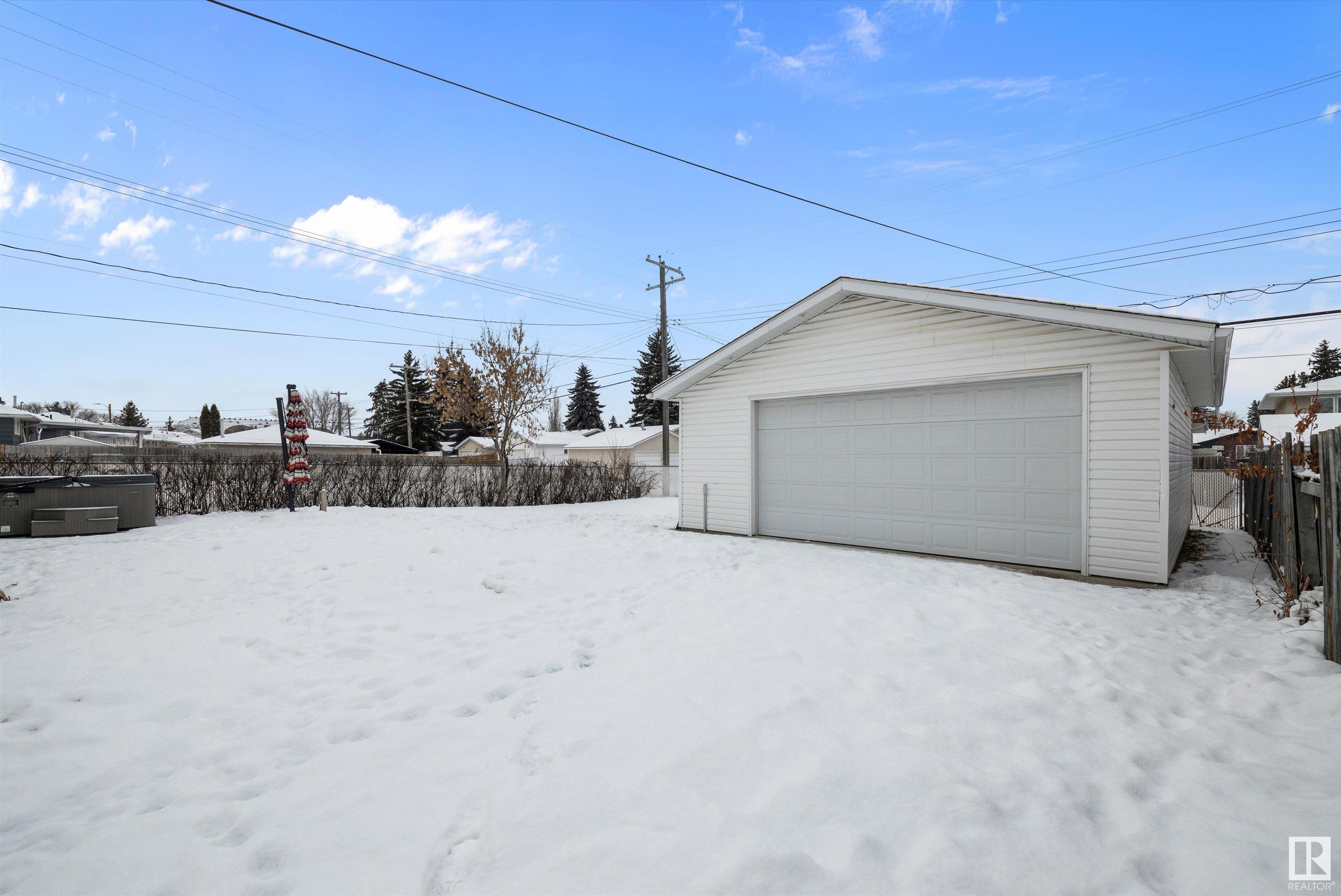      9110 156 ST NW , Edmonton,  ,T5R 1Y8 ;  Listing Number: MLS E4420009