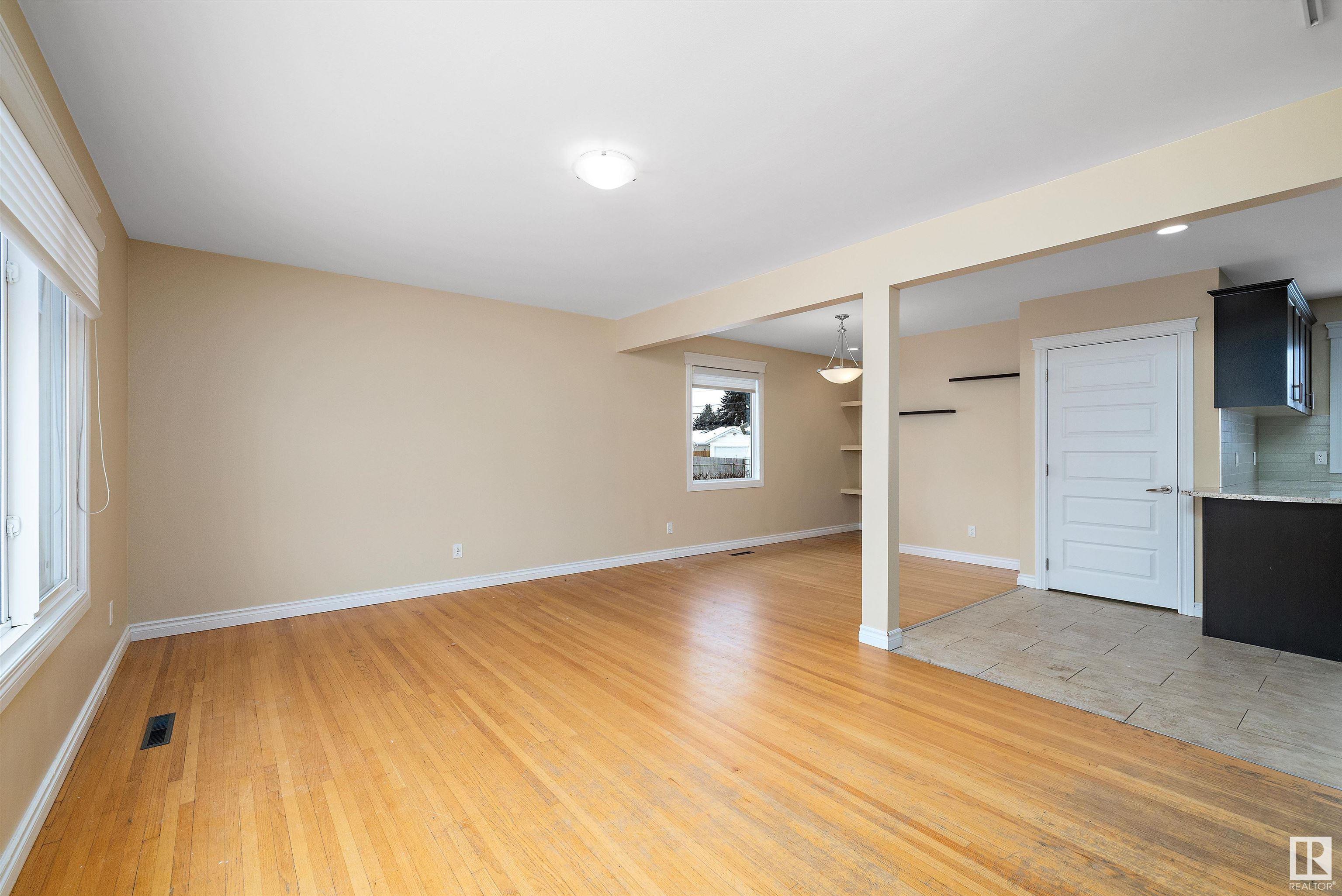     9110 156 ST NW , Edmonton,  ,T5R 1Y8 ;  Listing Number: MLS E4420009