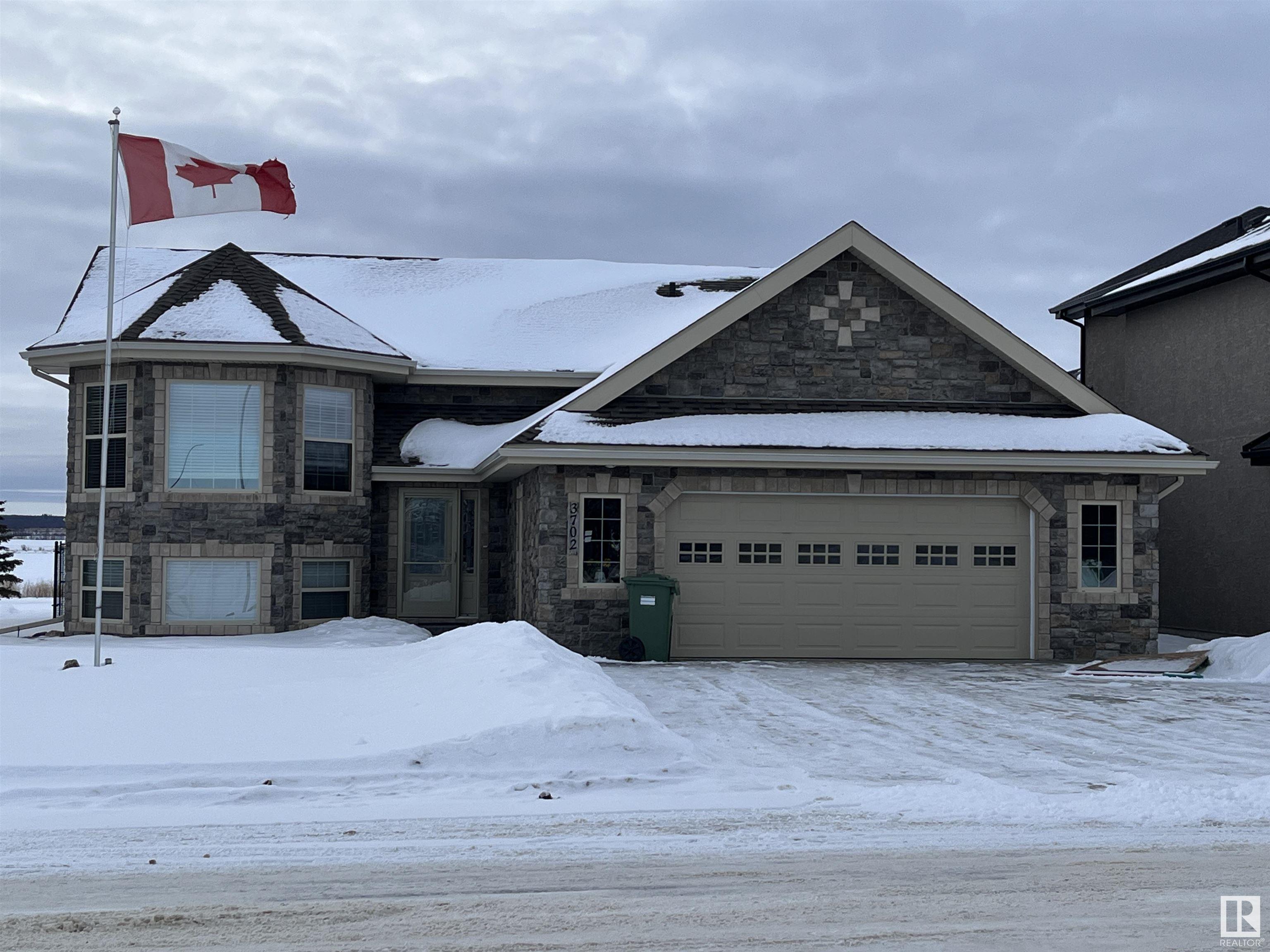      3702 Lakeshore DR , Bonnyville Town,  ,T9N 2H7 ;  Listing Number: MLS E4420019