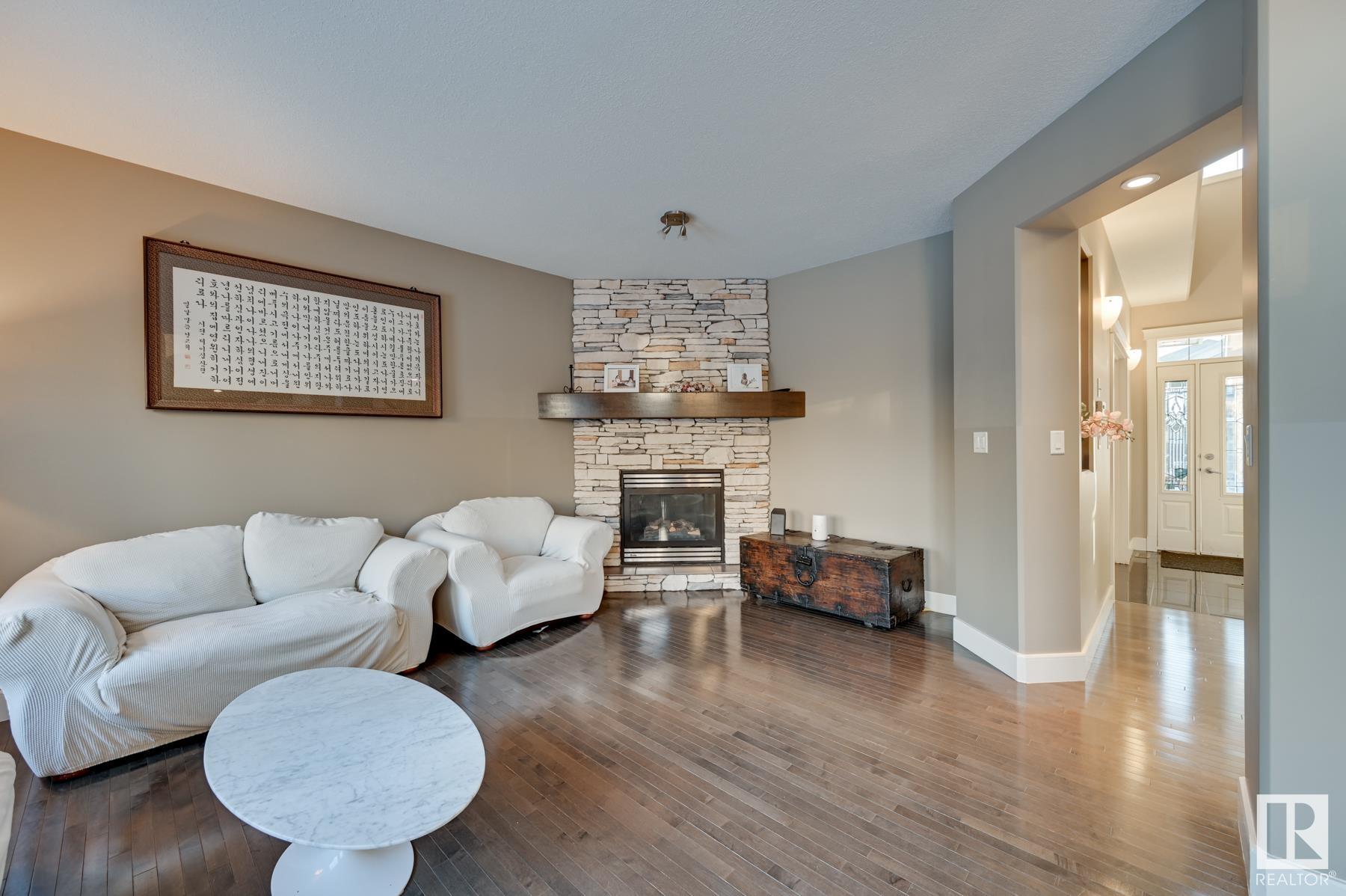      3007 MACNEIL WY NW , Edmonton,  ,T6R 3V2 ;  Listing Number: MLS E4420023