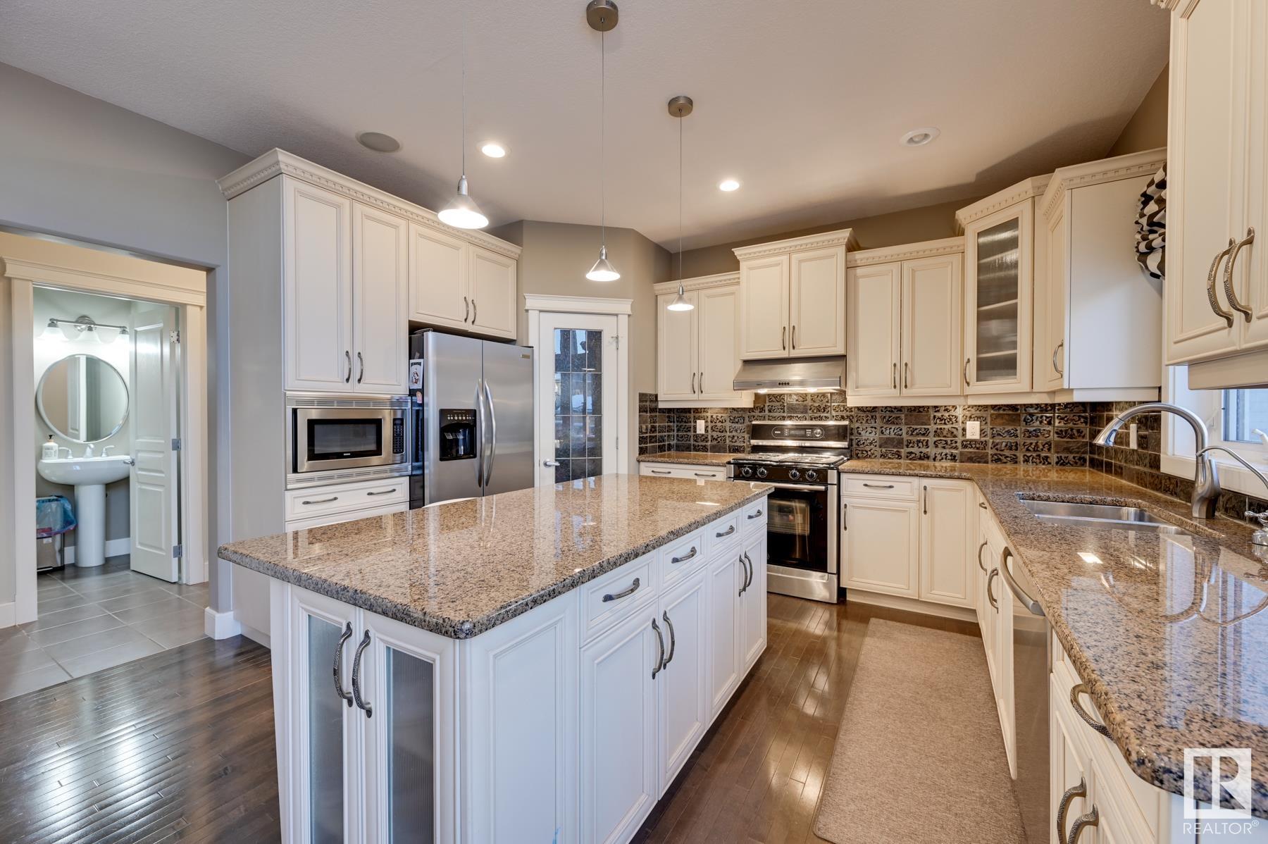      3007 MACNEIL WY NW , Edmonton,  ,T6R 3V2 ;  Listing Number: MLS E4420023