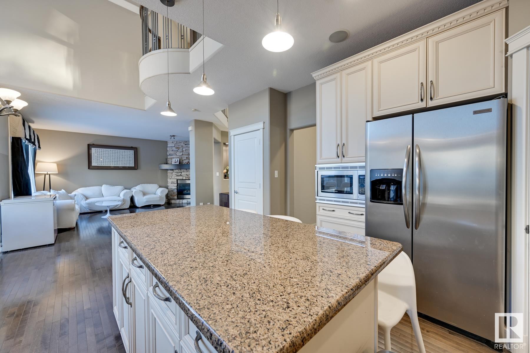      3007 MACNEIL WY NW , Edmonton,  ,T6R 3V2 ;  Listing Number: MLS E4420023