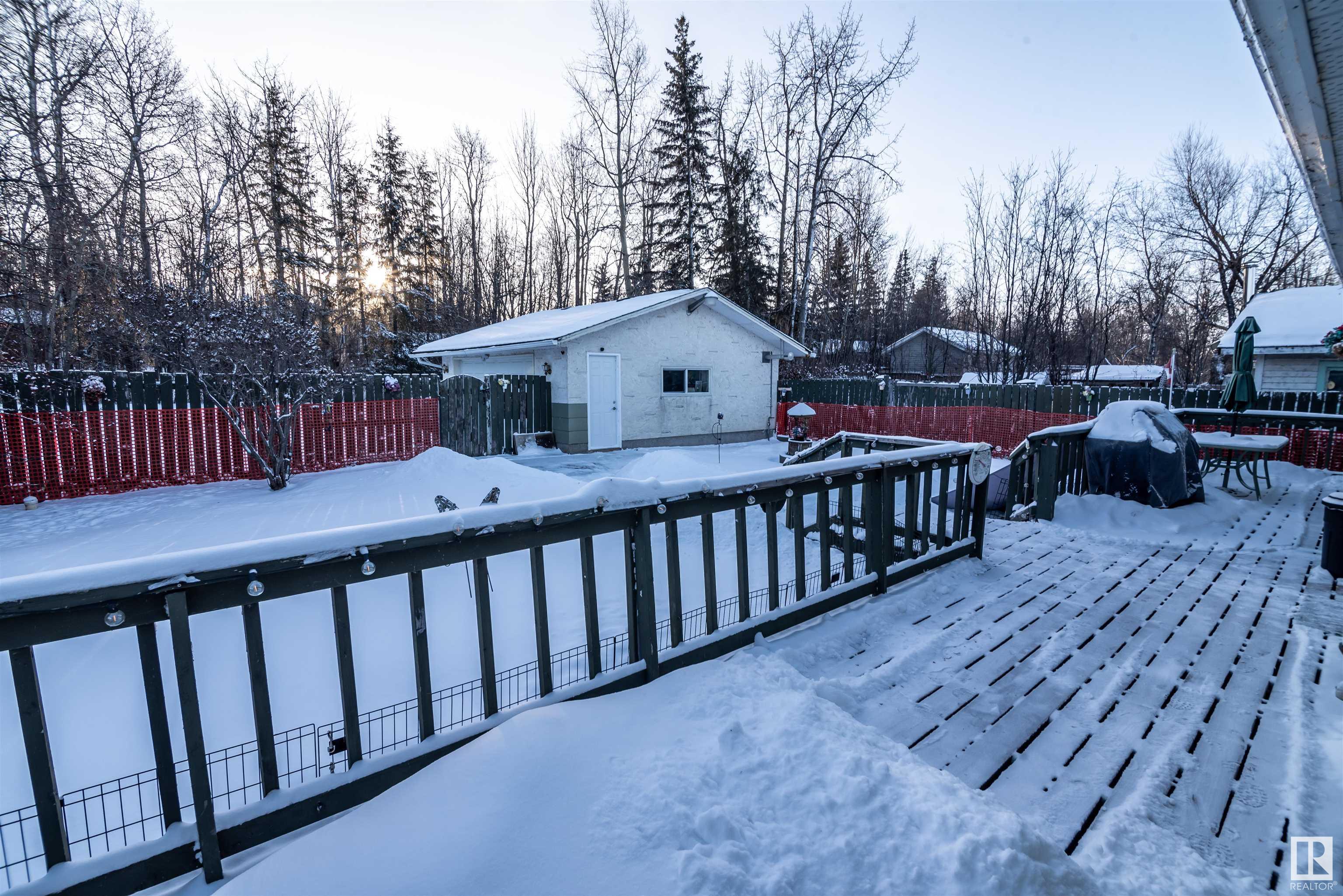      5415 Sunset DR , Rural Lac Ste. Anne County,  ,T0E 0A0 ;  Listing Number: MLS E4420024
