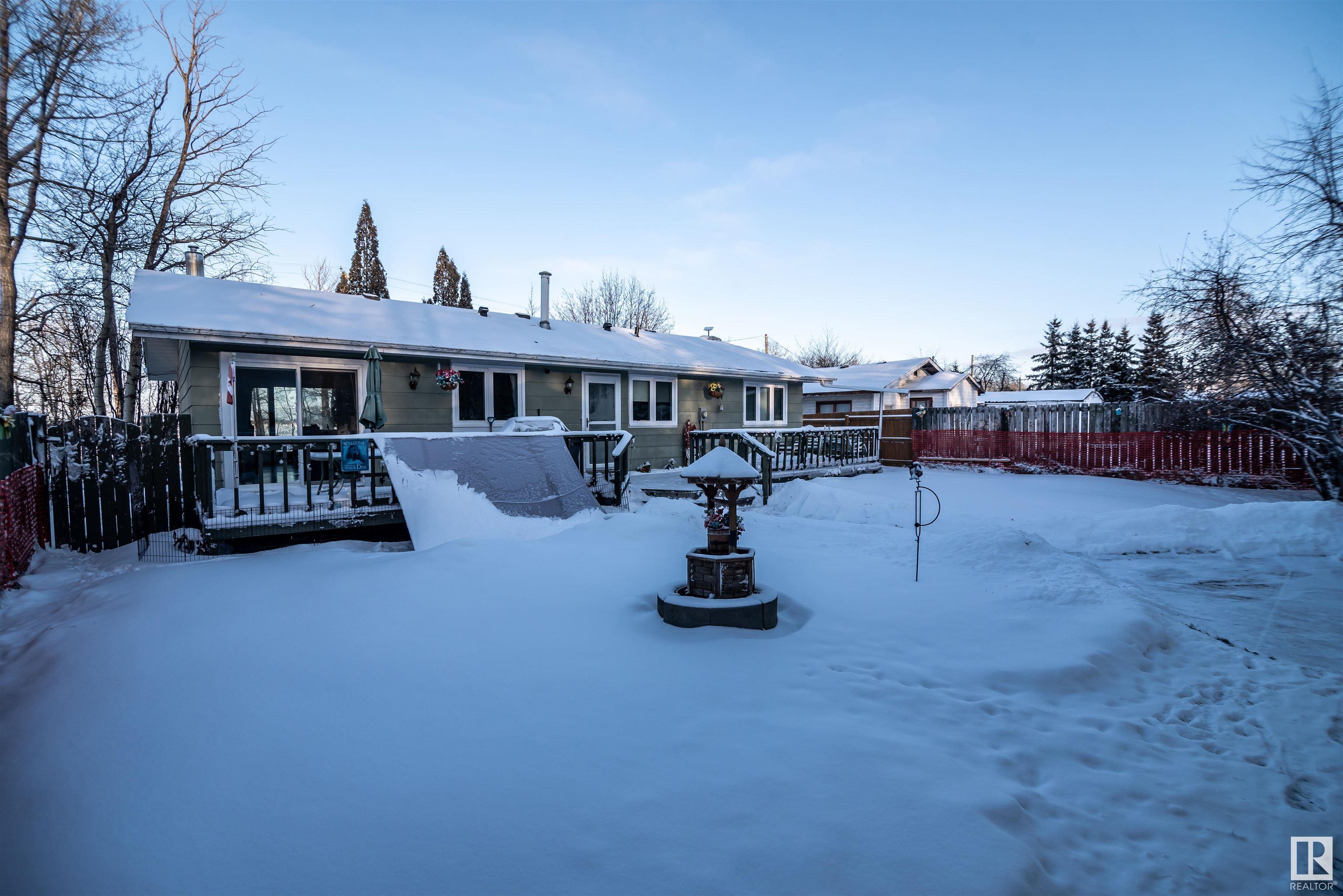      5415 Sunset DR , Rural Lac Ste. Anne County,  ,T0E 0A0 ;  Listing Number: MLS E4420024